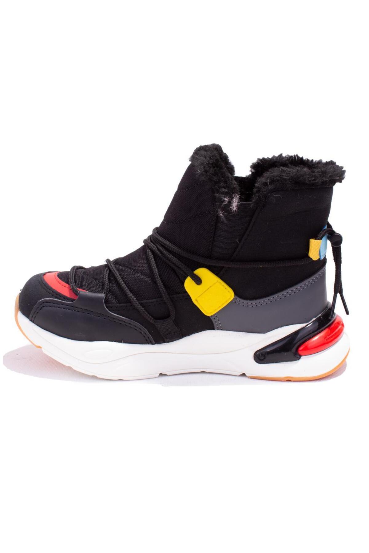 Pablo 943f21k368 Siyah Günlük Erkek Çocuk Spor Bot / Beden : 34 / Cinsiyet : Erkek