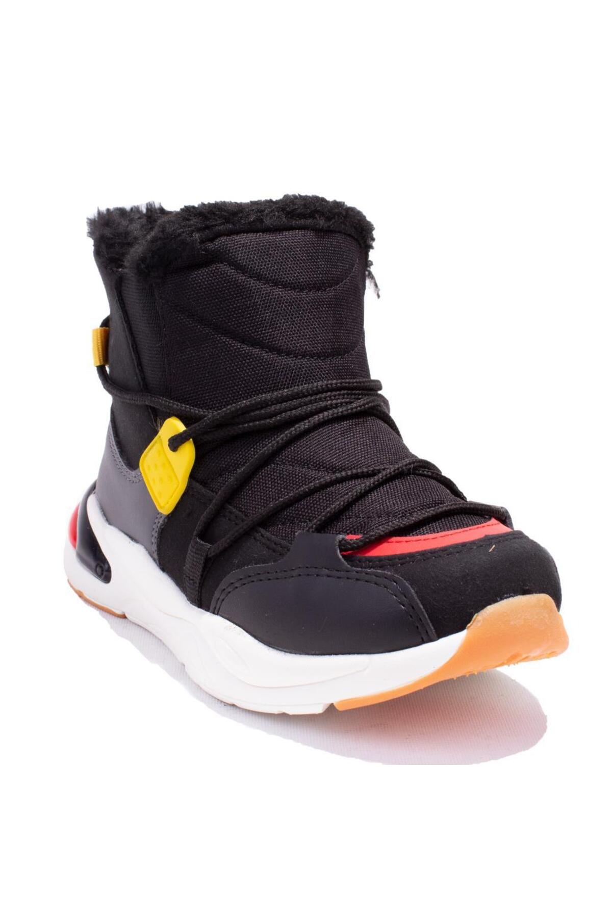 Pablo 943f21k368 Siyah Günlük Erkek Çocuk Spor Bot / Beden : 33 / Cinsiyet : Erkek