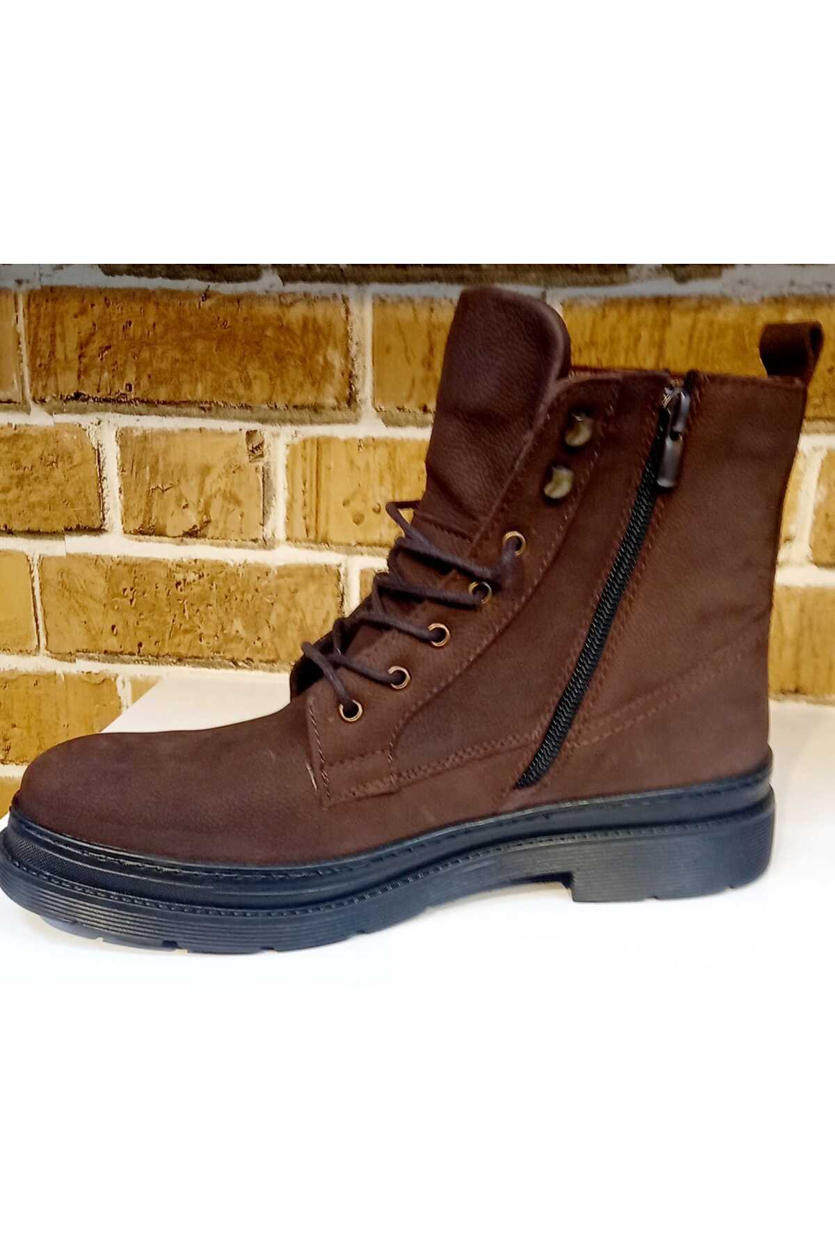 ORTOPEDİK TABAN SİYAH VE KOYU KAHVE TARZ BOTLAR / Beden : 43 / Cinsiyet : Erkek