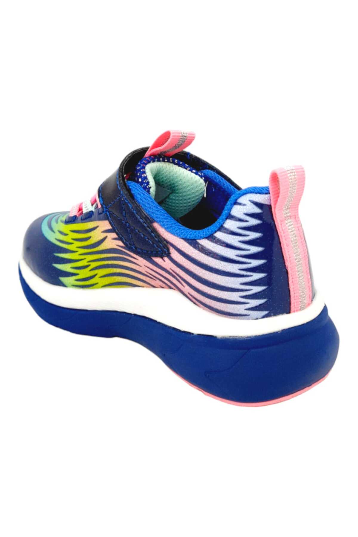 MAGGİE ÇOCUK SPOR AYAKKABI / Beden : 26 / Cinsiyet : Kadın / Kız
