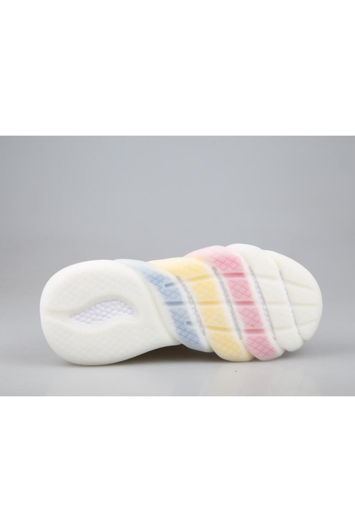 241-1031 Bej Kadın Sneakers / Beden : 36 / Cinsiyet : Kadın / Kız