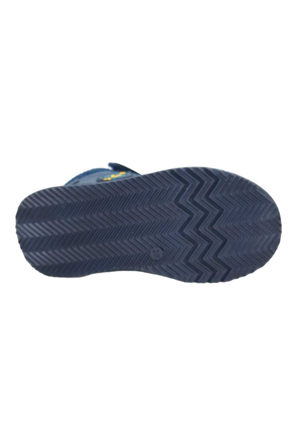 Hippi Ortopedik Çocuk Botu / Beden : 26 / Cinsiyet : Unisex