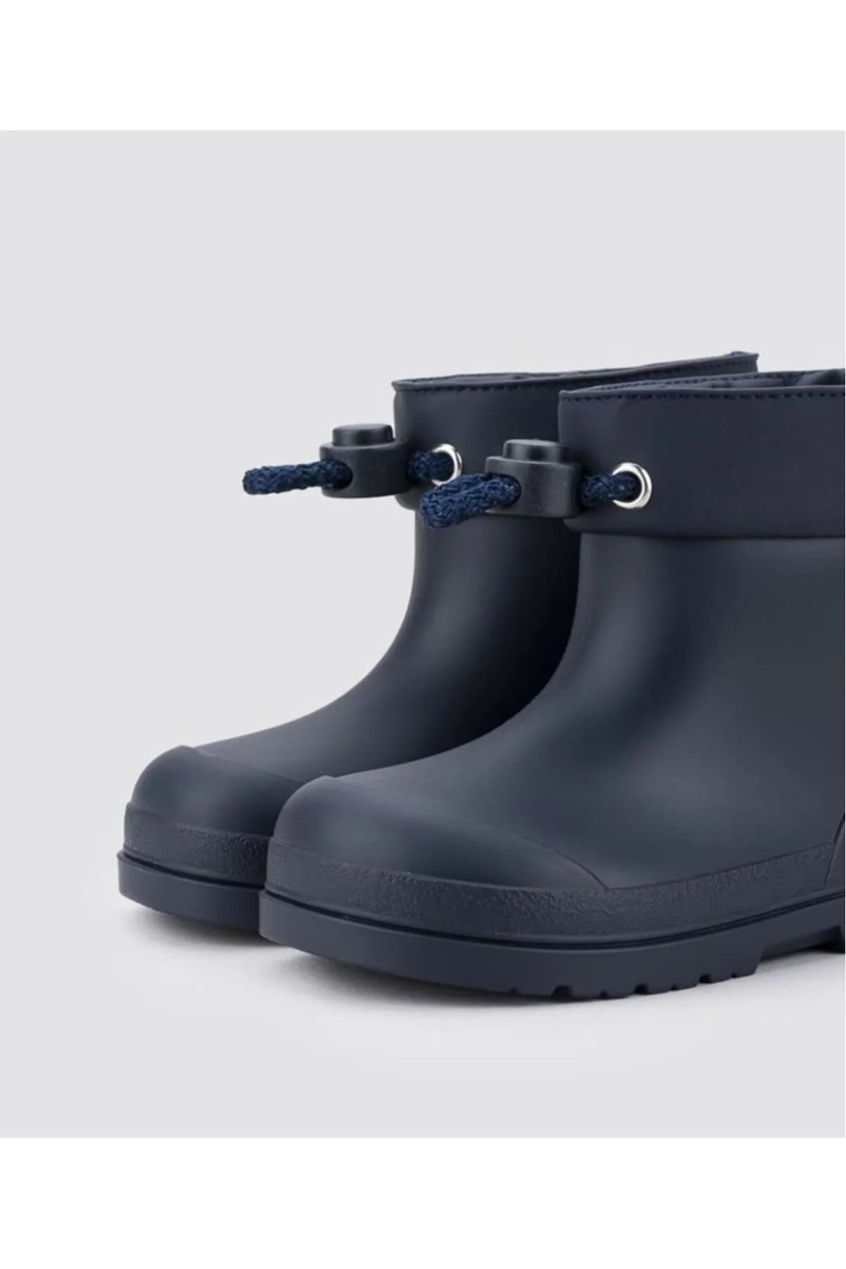 W10305 IGOR MENDI MARİNO / NAVY SUYA DAYANIKLI  ERKEK ÇOCUK BOT / Beden : 22 / Cinsiyet : Unisex