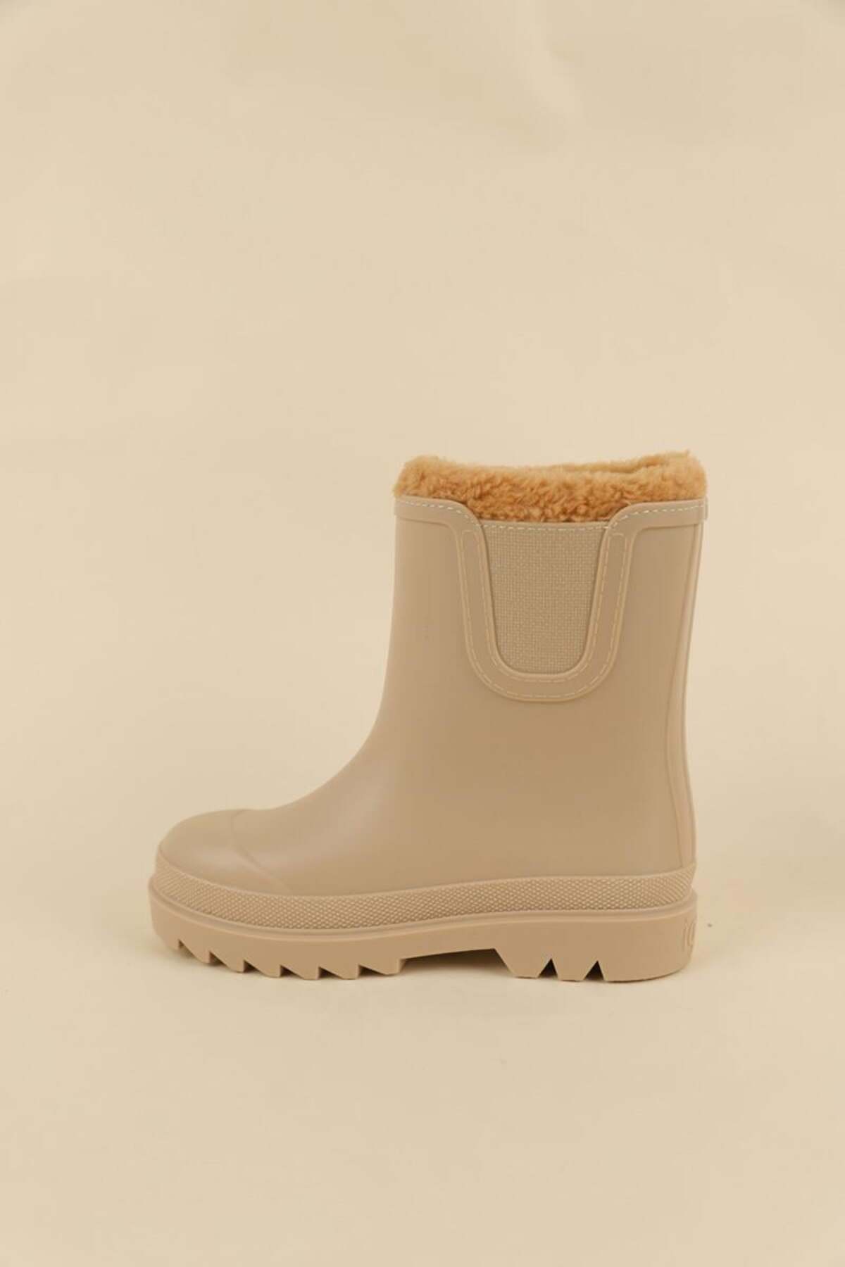 24-31 Numara Bej Renk Kız Çocuk Tokıo Borreguito İgor Çizme / Beden : 29 / Cinsiyet : Kadın / Kız