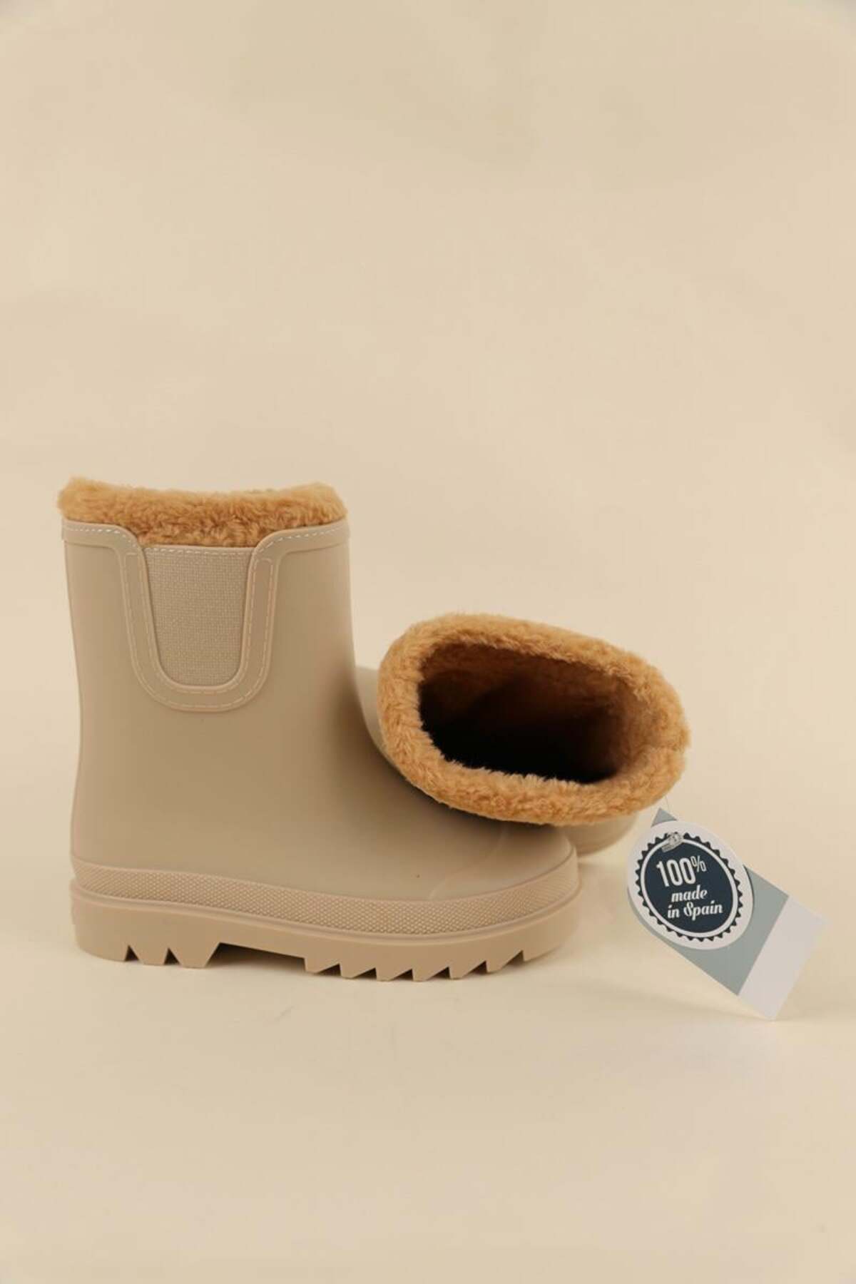 24-31 Numara Bej Renk Kız Çocuk Tokıo Borreguito İgor Çizme / Beden : 29 / Cinsiyet : Kadın / Kız