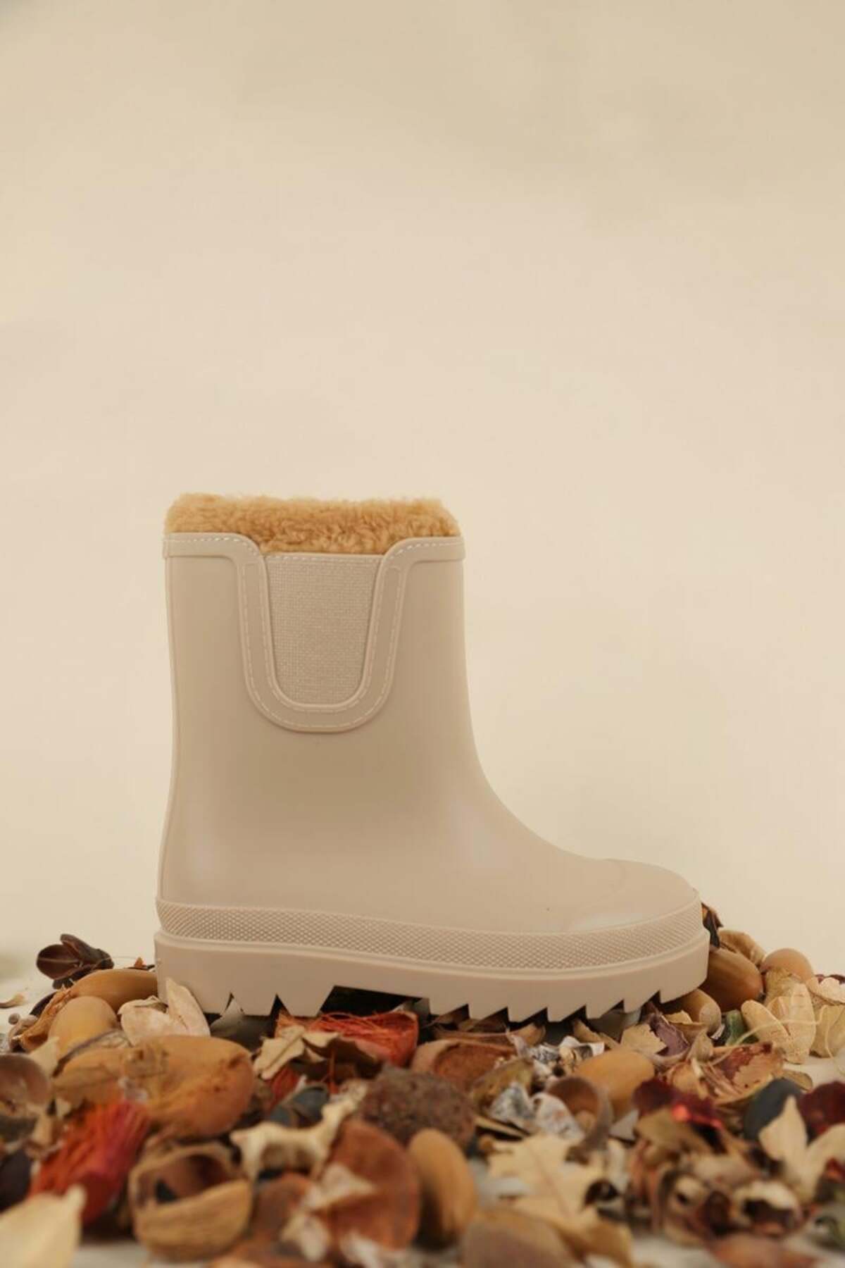 24-31 Numara Bej Renk Kız Çocuk Tokıo Borreguito İgor Çizme / Beden : 29 / Cinsiyet : Kadın / Kız