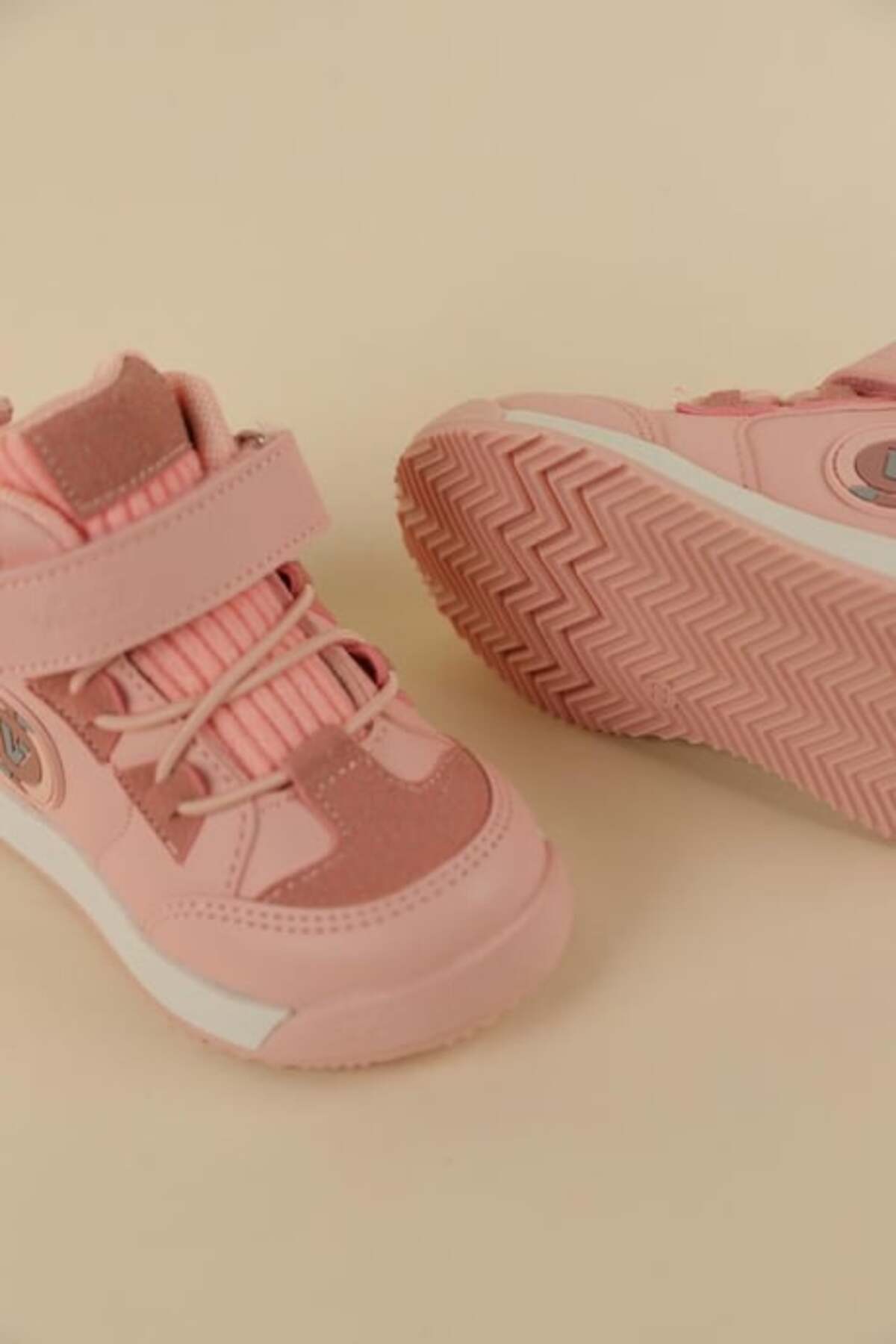 Hippi 946.P24K.413 Termo Kaymaz Taban Cırtlı Çocuk Bot PUDRA / Beden : 28 / Cinsiyet : Unisex