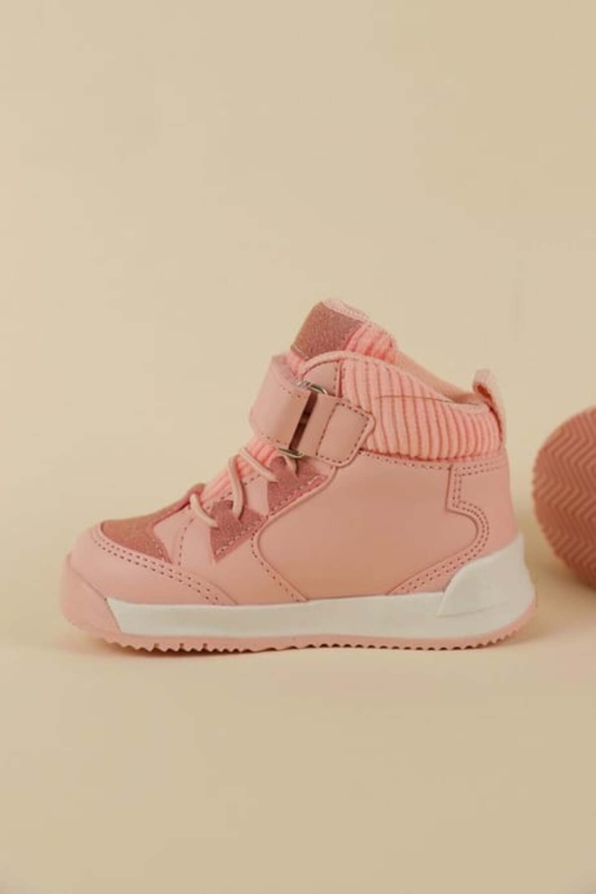 Hippi 946.P24K.413 Termo Kaymaz Taban Cırtlı Çocuk Bot PUDRA / Beden : 30 / Cinsiyet : Unisex