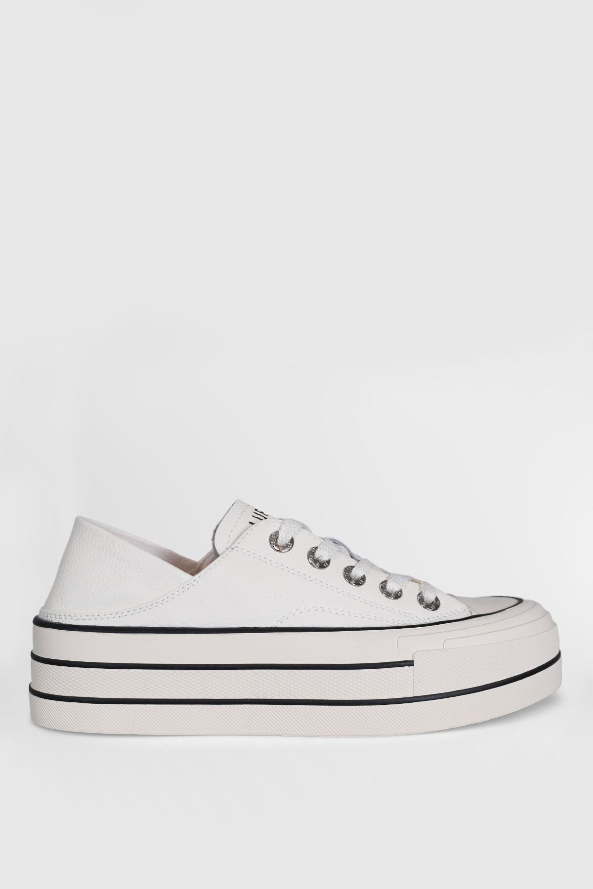 Pamela Kadın Sneaker Ayakkabı Siyah / Beden : 40 / Cinsiyet : Kadın / Kız