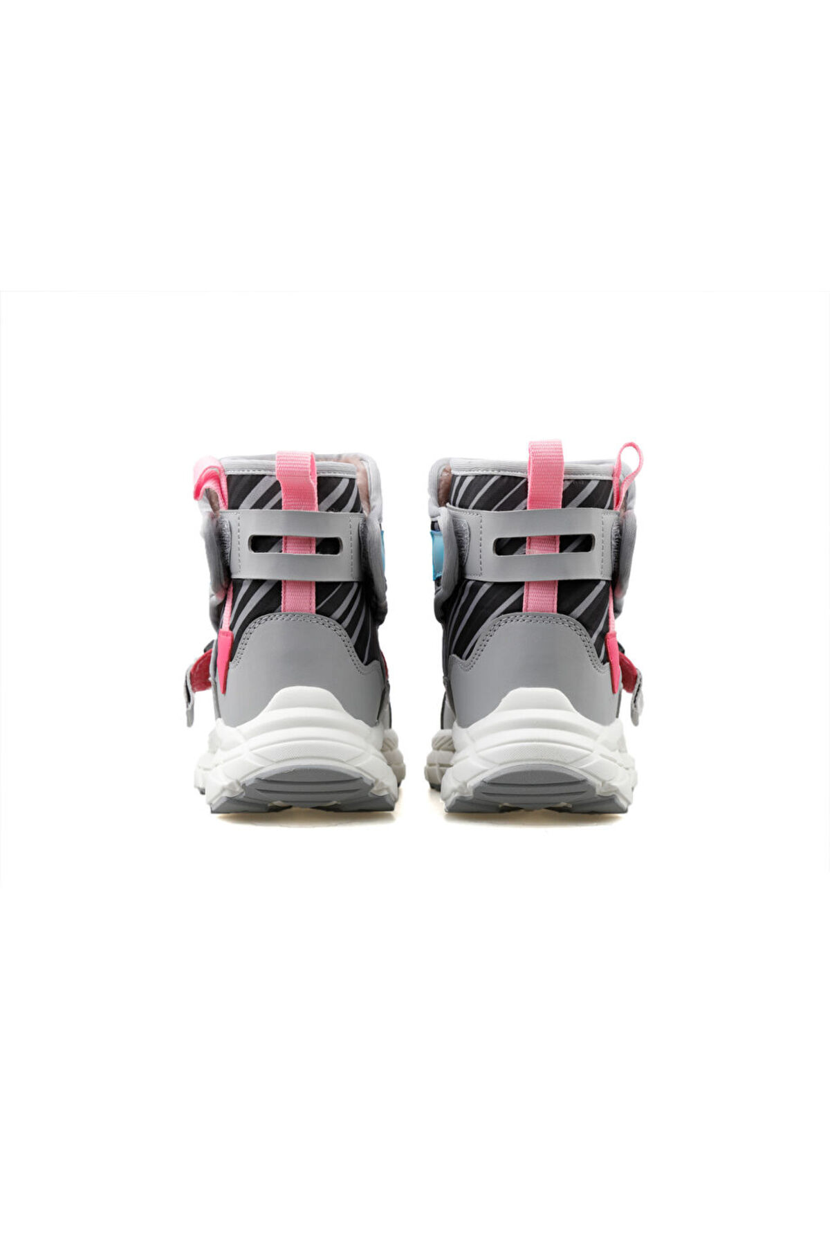 Karoo Çocuk Outdoor Botu 943.F24K.468-18 Gri / Beden : 31 / Cinsiyet : Unisex