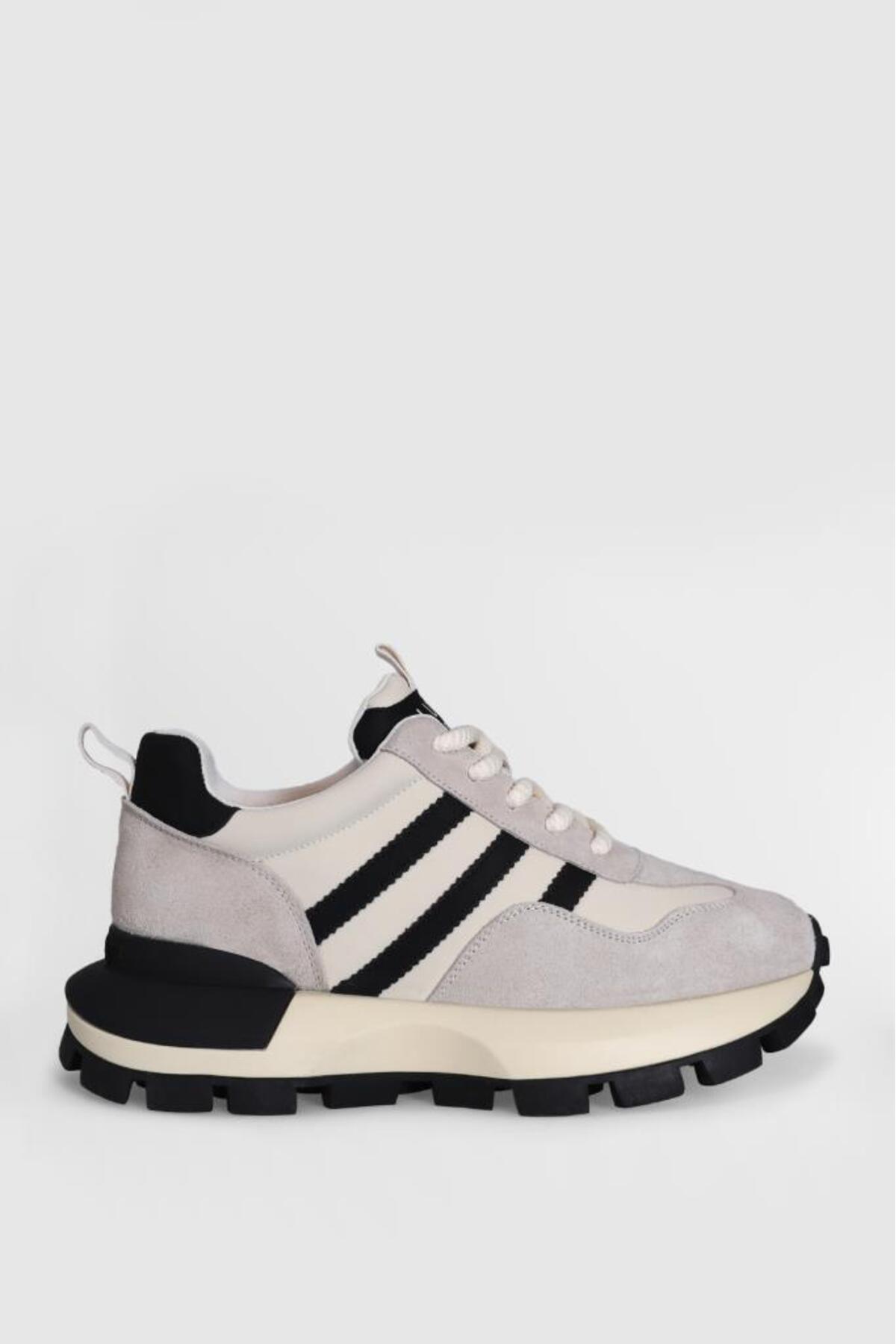 Tatum Yüksek Taban Kadın Günlük Spor Ayakkabı / Beden : 40 / Cinsiyet : Kadın / Kız