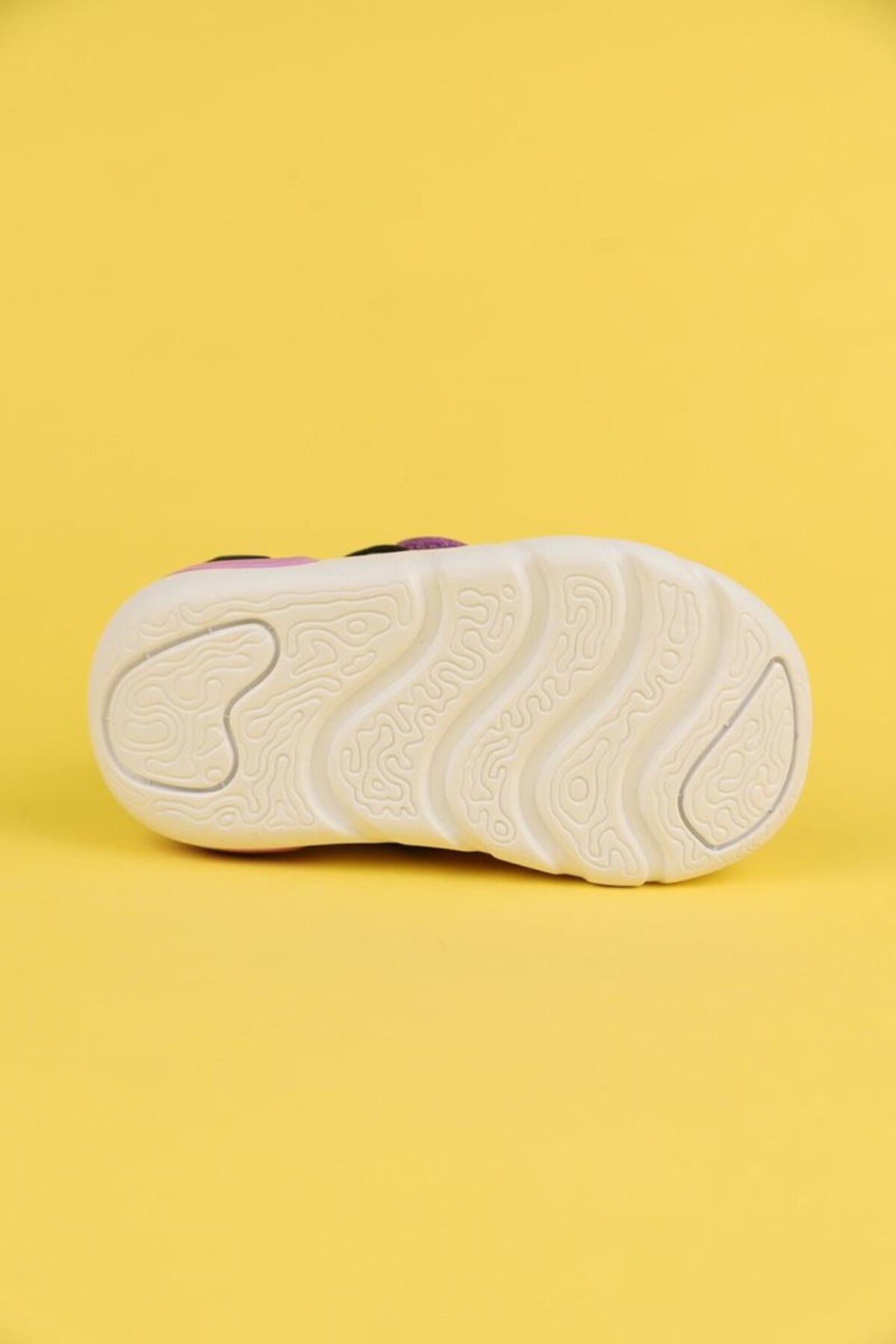 22-30 Numara Kız Çocuk Lila Renk Vicco Tess Spor Ayakkabı / Beden : 28 / Cinsiyet : Kadın / Kız