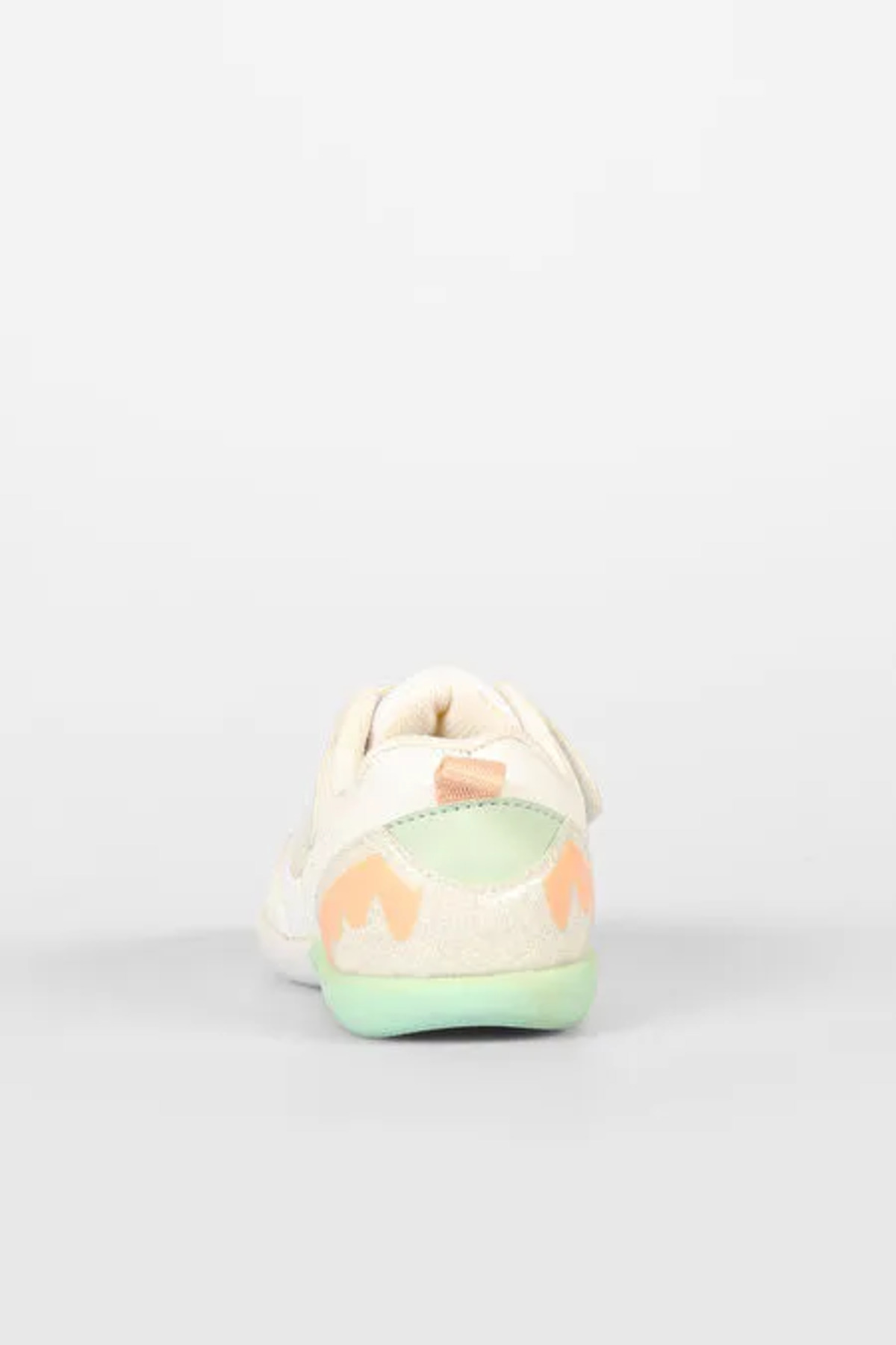 Donut Ortapedik Kauçuk Hafif Taban Cırtlı Bebe İlk Adım Spor Ayakkabı Beyaz Pudra / Beden : 23 / Cinsiyet : Unisex