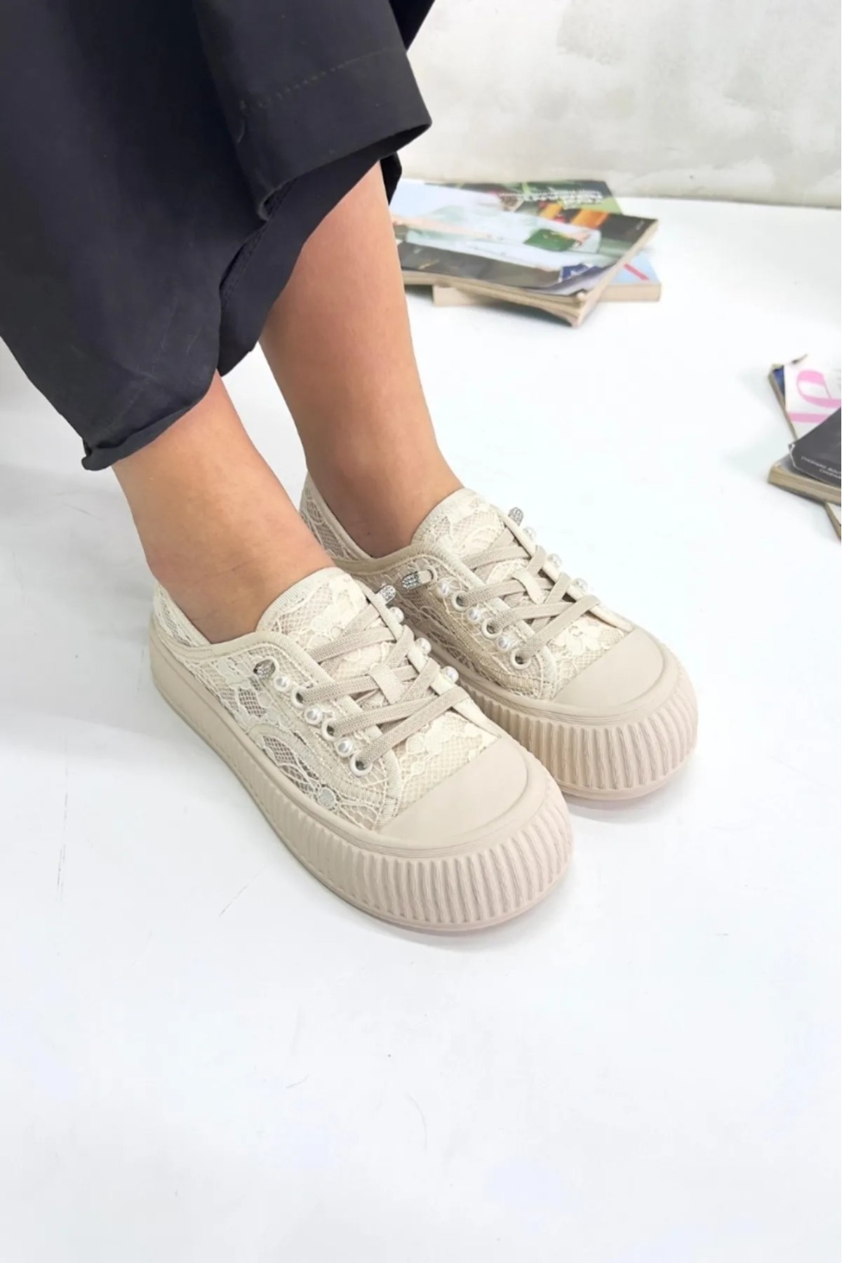 Dantelli Kadın Sneaker / Beden : 37 / Cinsiyet : Kadın / Kız