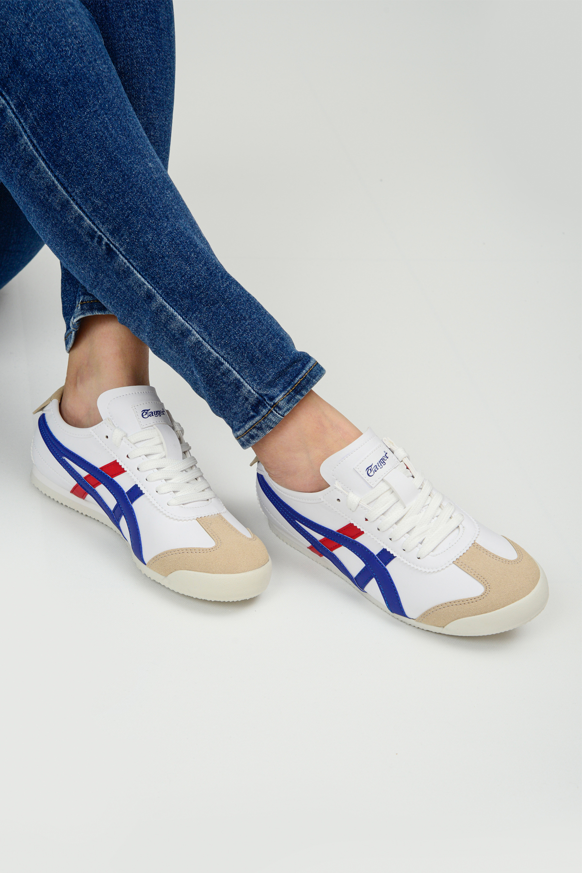 Beyaz Mavi Kırmızı Unisex Sneaker Günlük Spor Ayakkabı / Beden : 37 / Cinsiyet : Kadın / Kız