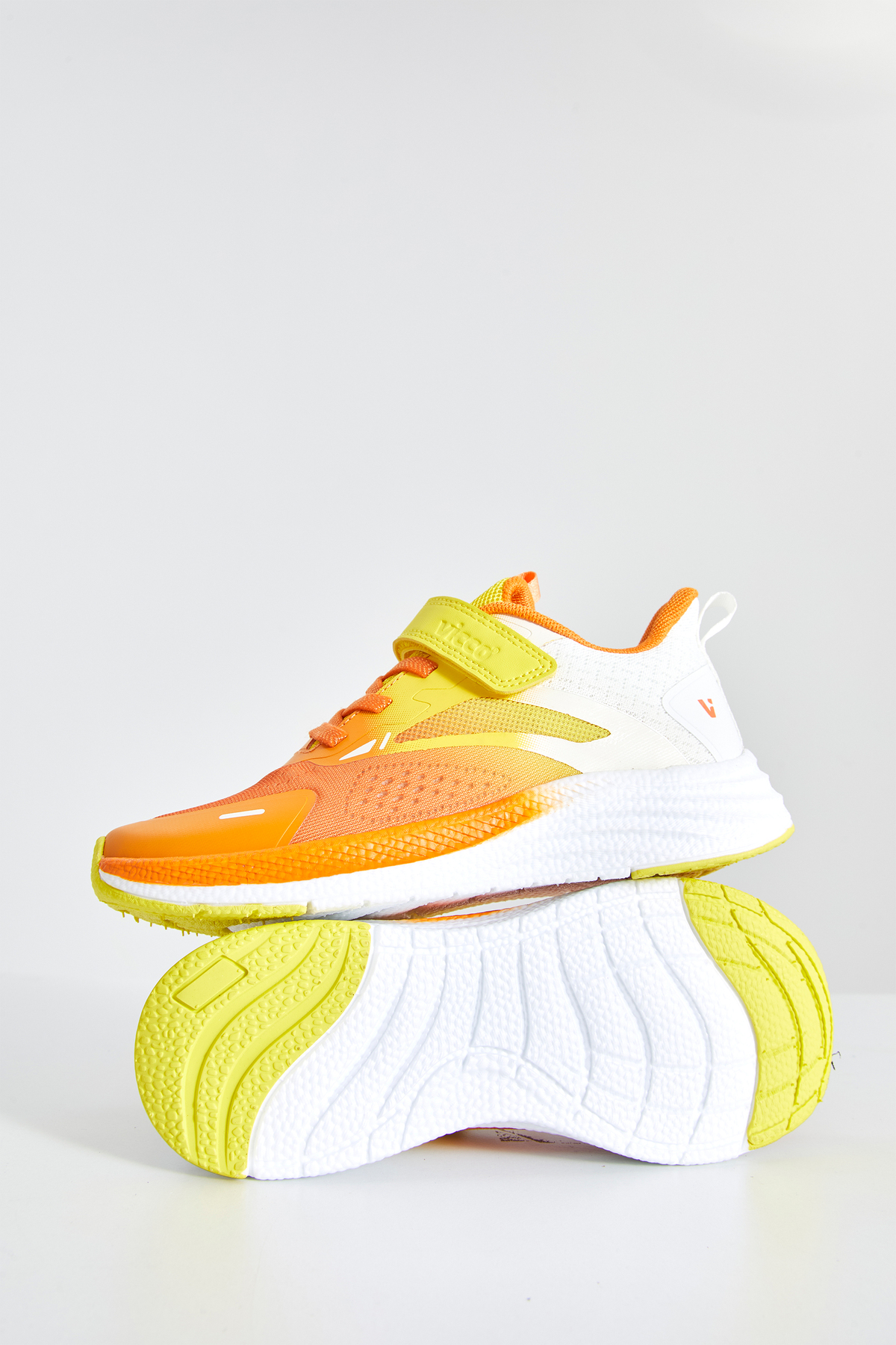 Lance Hafif Unisex Çocuk Orange Spor Ayakkabı / Beden : 34 / Cinsiyet : Unisex