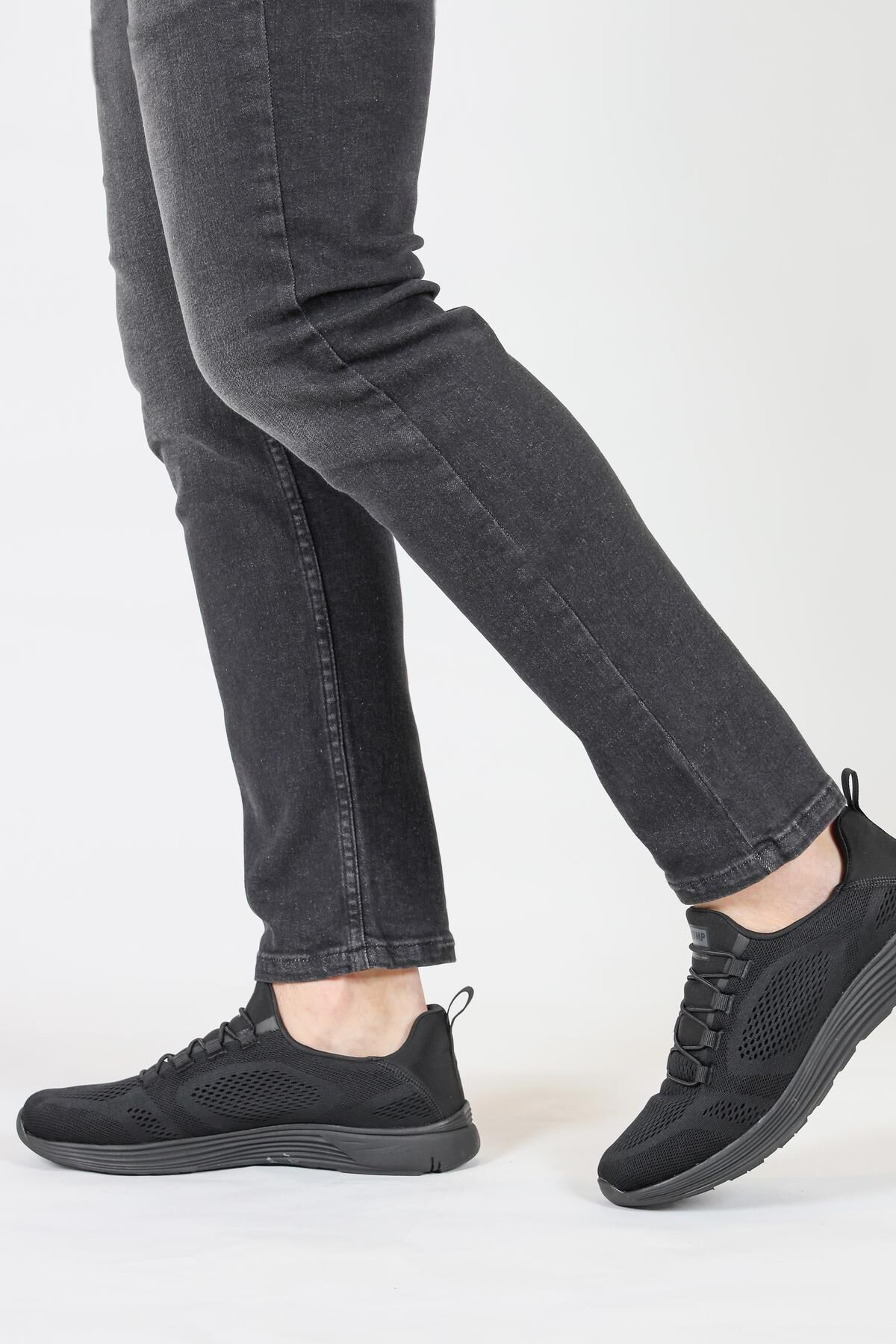 34635 Erkek Yürüyüş Ayakkabısı Siyah / Beden : 45 / Cinsiyet : Erkek