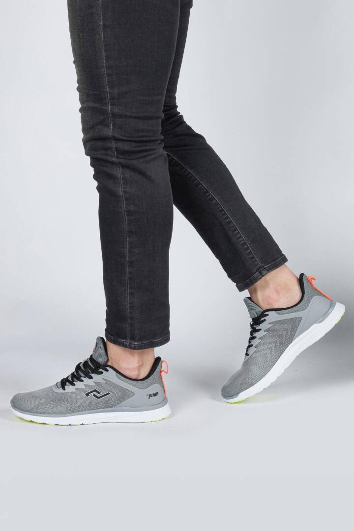 29585 Erkek Yürüyüş Ayakkabısı Gri / Beden : 41 / Cinsiyet : Erkek