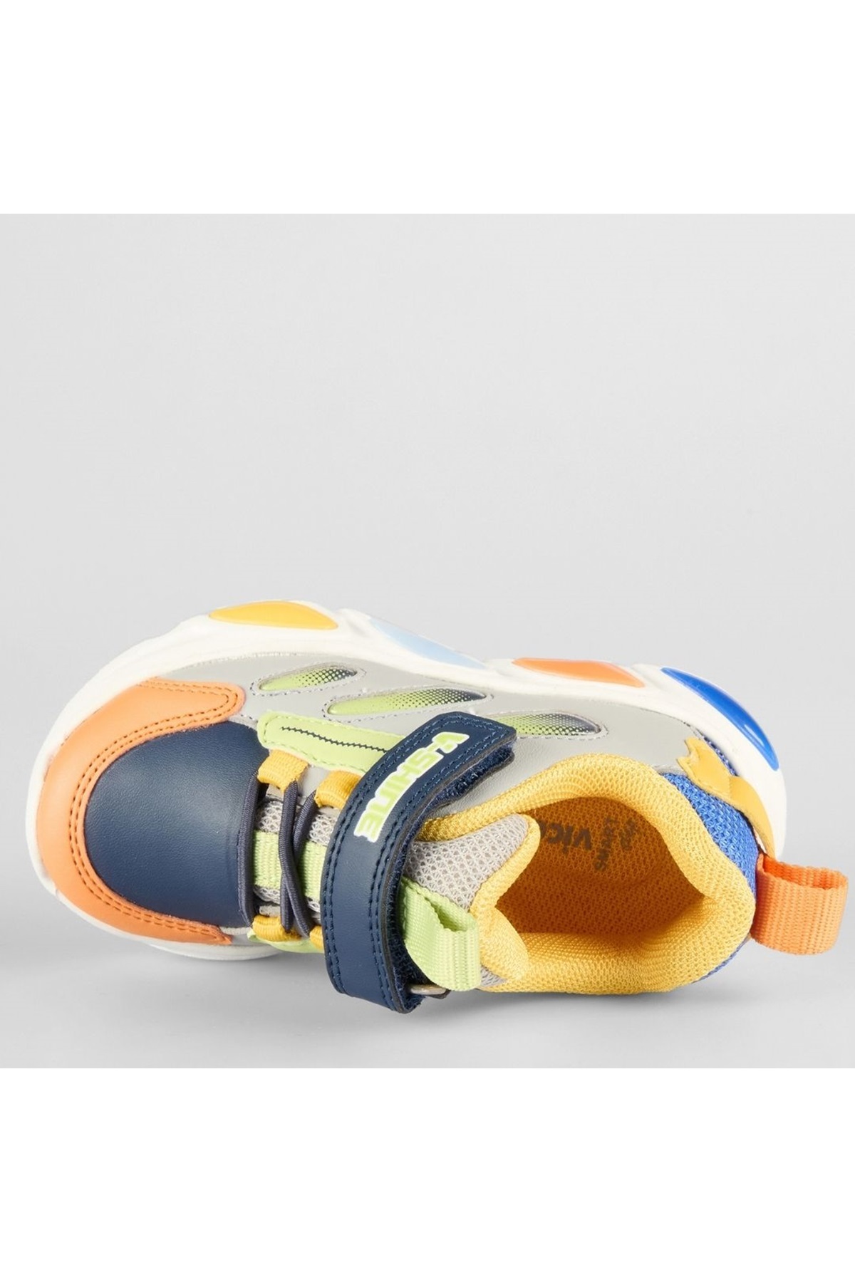 Lamb Işıklı Ortopedik Çocuk Spor Ayakkabı GRİ / Beden : 23 / Cinsiyet : Unisex