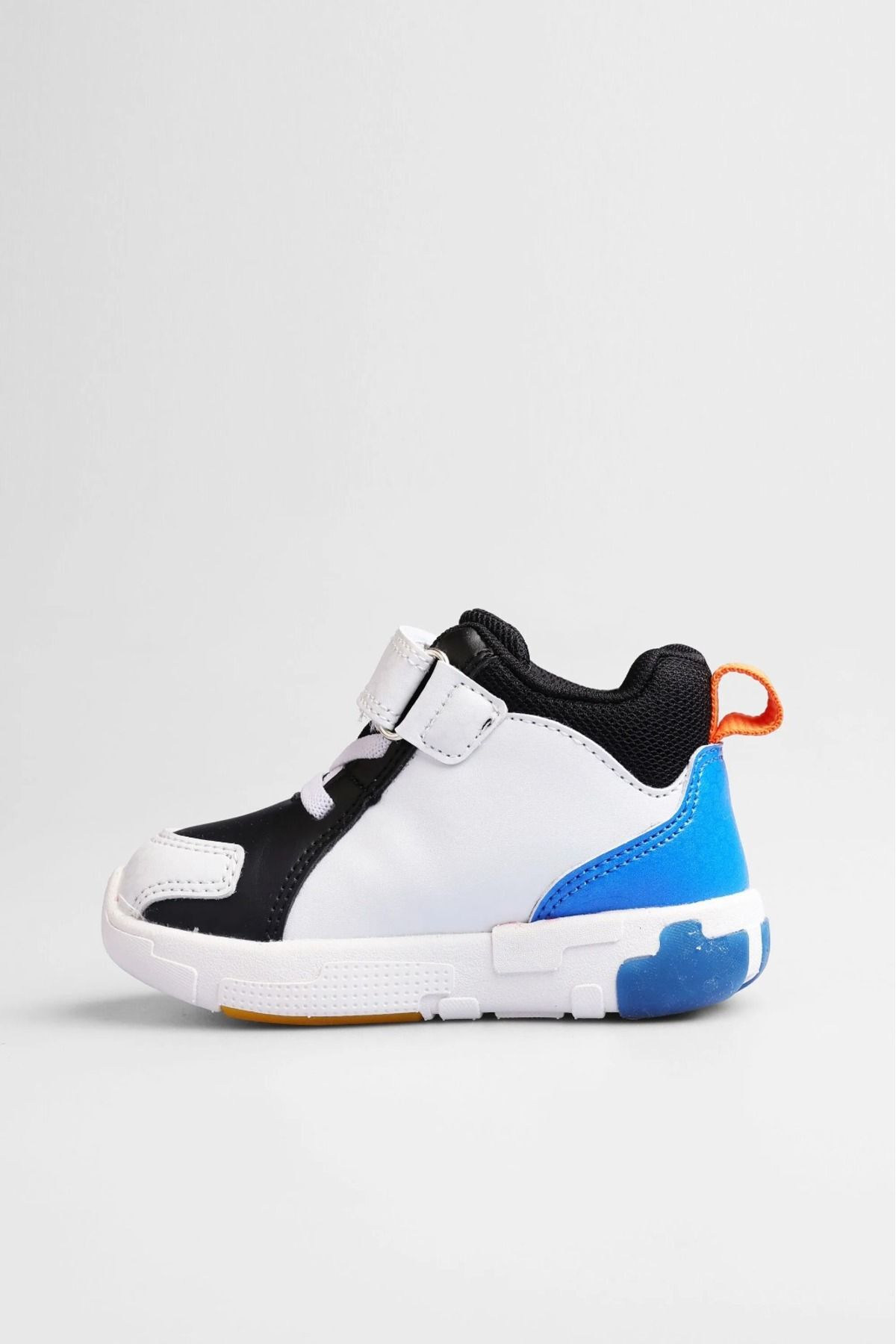 Rocky Erkek Çocuk Işıklı Boyunlu Spor Ayakkabı 946.25K.411 / Beden : 30 / Cinsiyet : Erkek