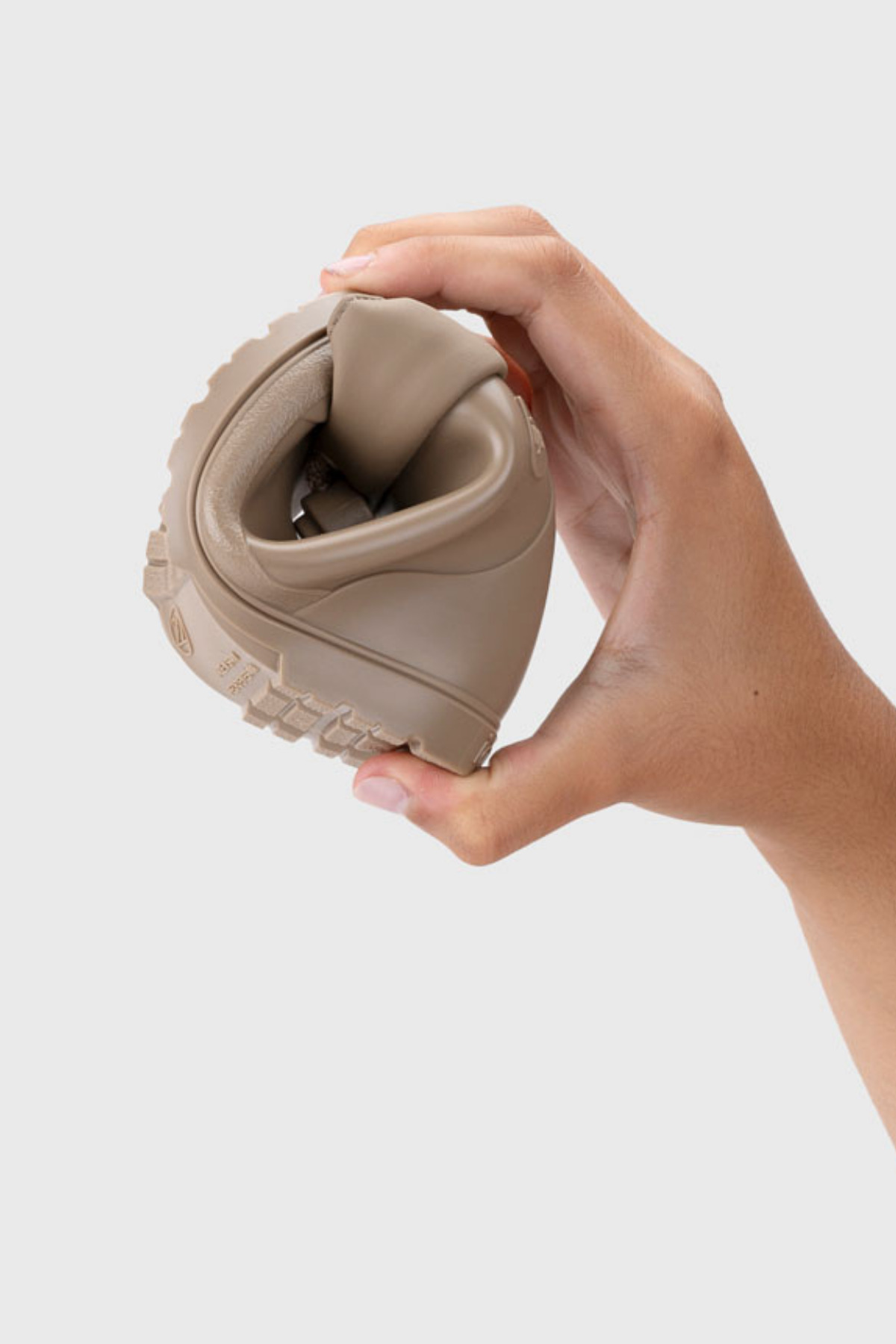 Mendi Çocuk Yağmur Çizmesi - Açık Kahve Elmwood W10305-256 / Beden : 23 / Cinsiyet : Unisex