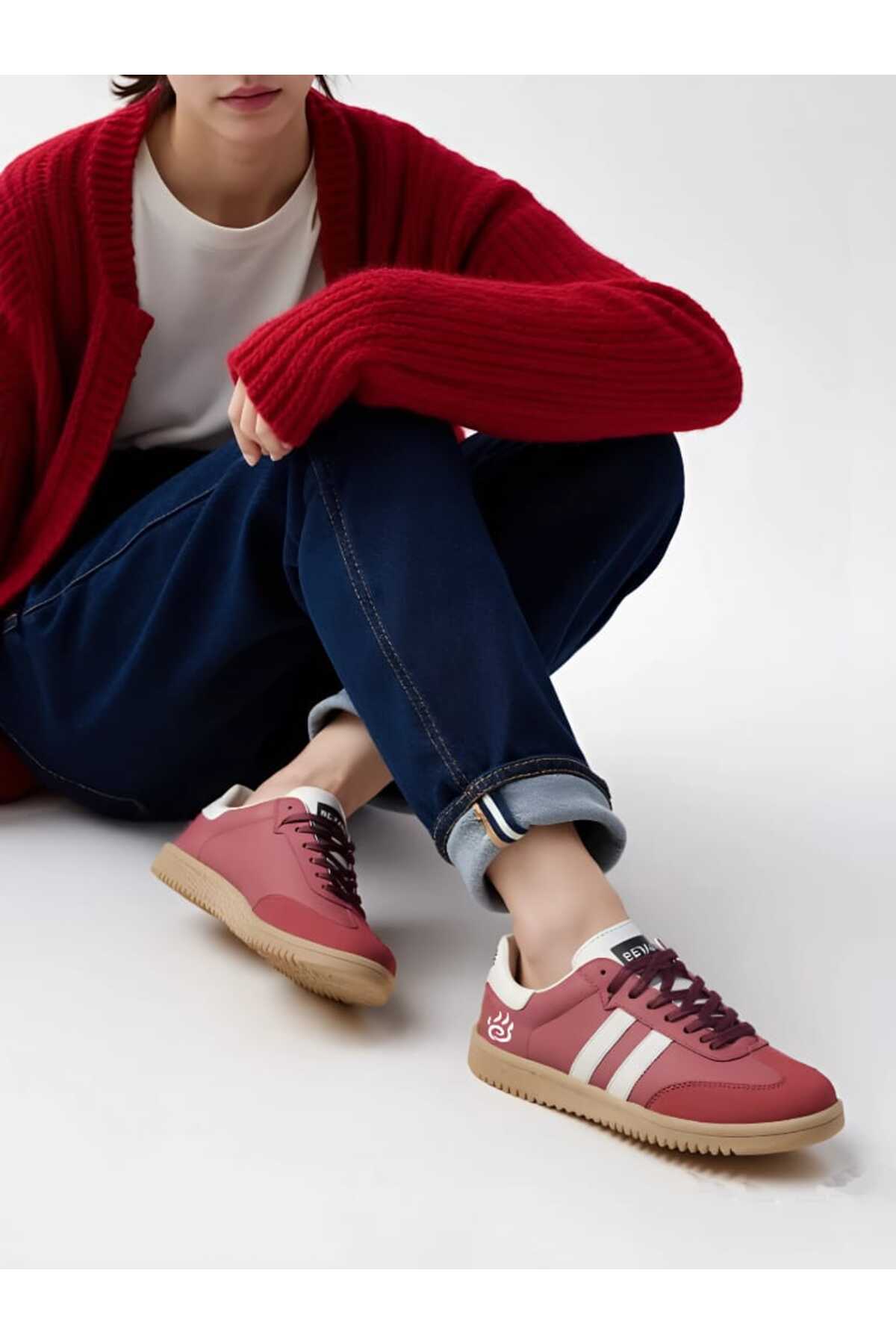 Unisex Yanı Şeritli Bağcıklı Yürüyüş Spor Ayakkabı / Beden : 37 / Cinsiyet : Unisex