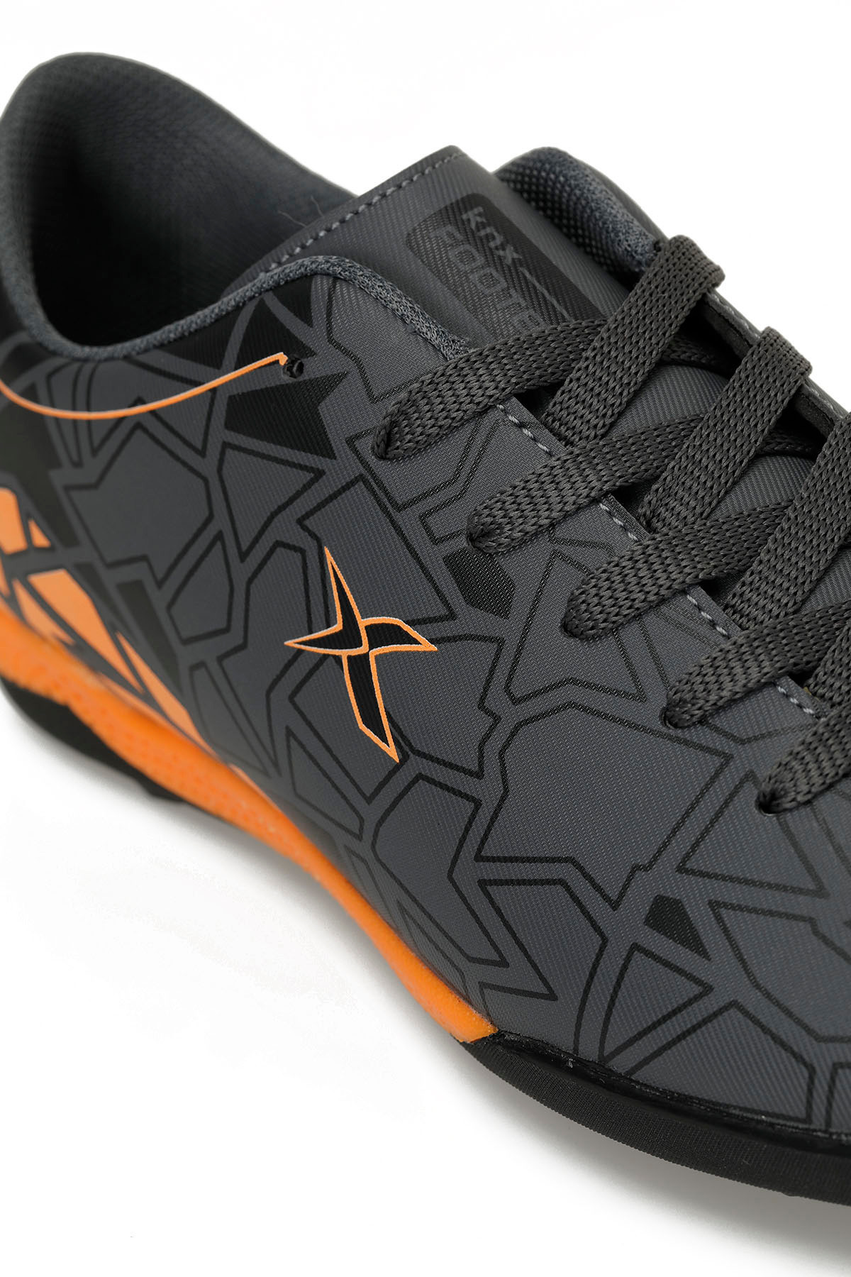 EDWARD TF 5FX GRI Unisex Halı Saha Ayakkabısı / Beden : 40 / Cinsiyet : Erkek