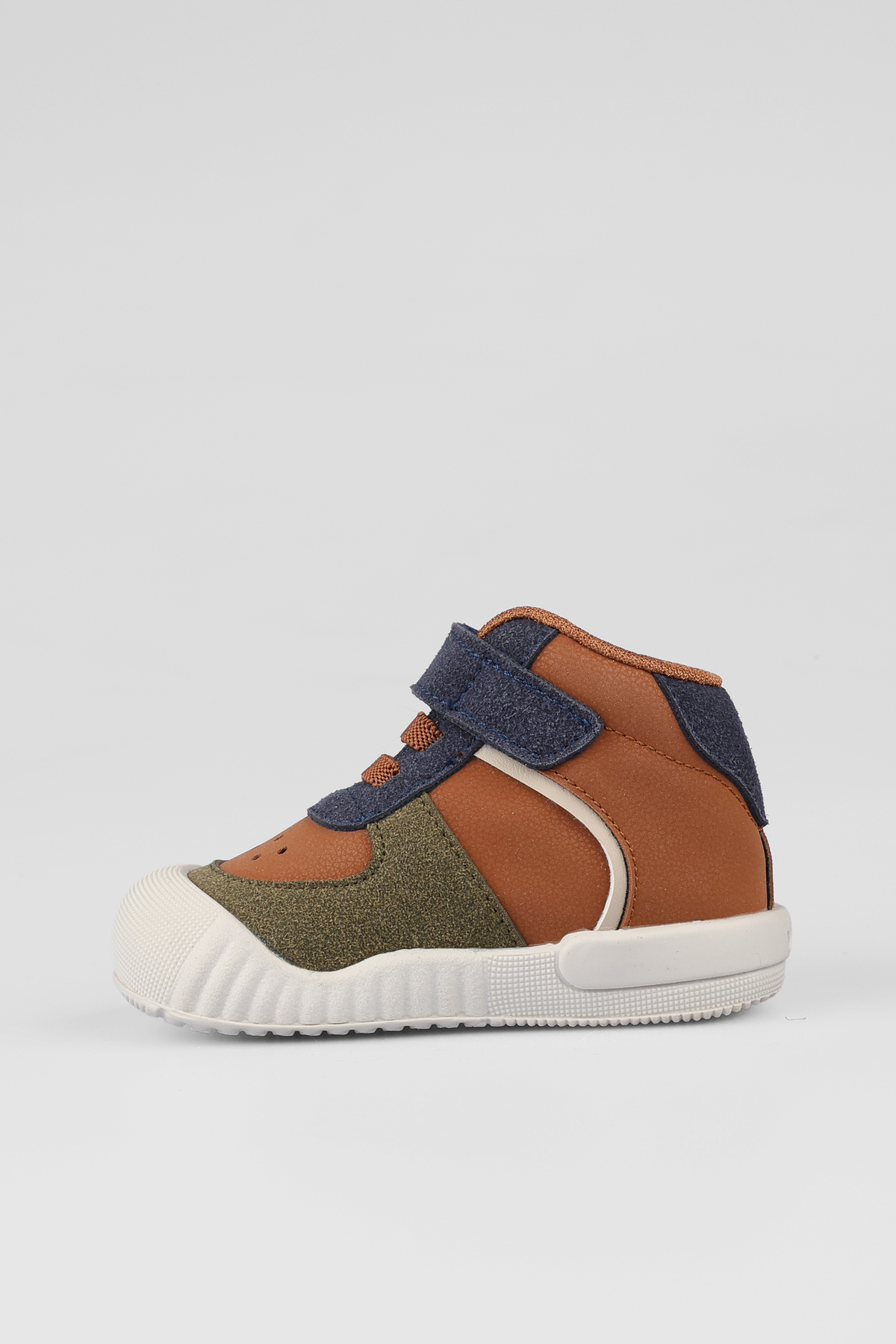 Soli II Ortopedik Erkek Bebek Kahve İlk Adım Bot / Beden : 24 / Cinsiyet : Unisex