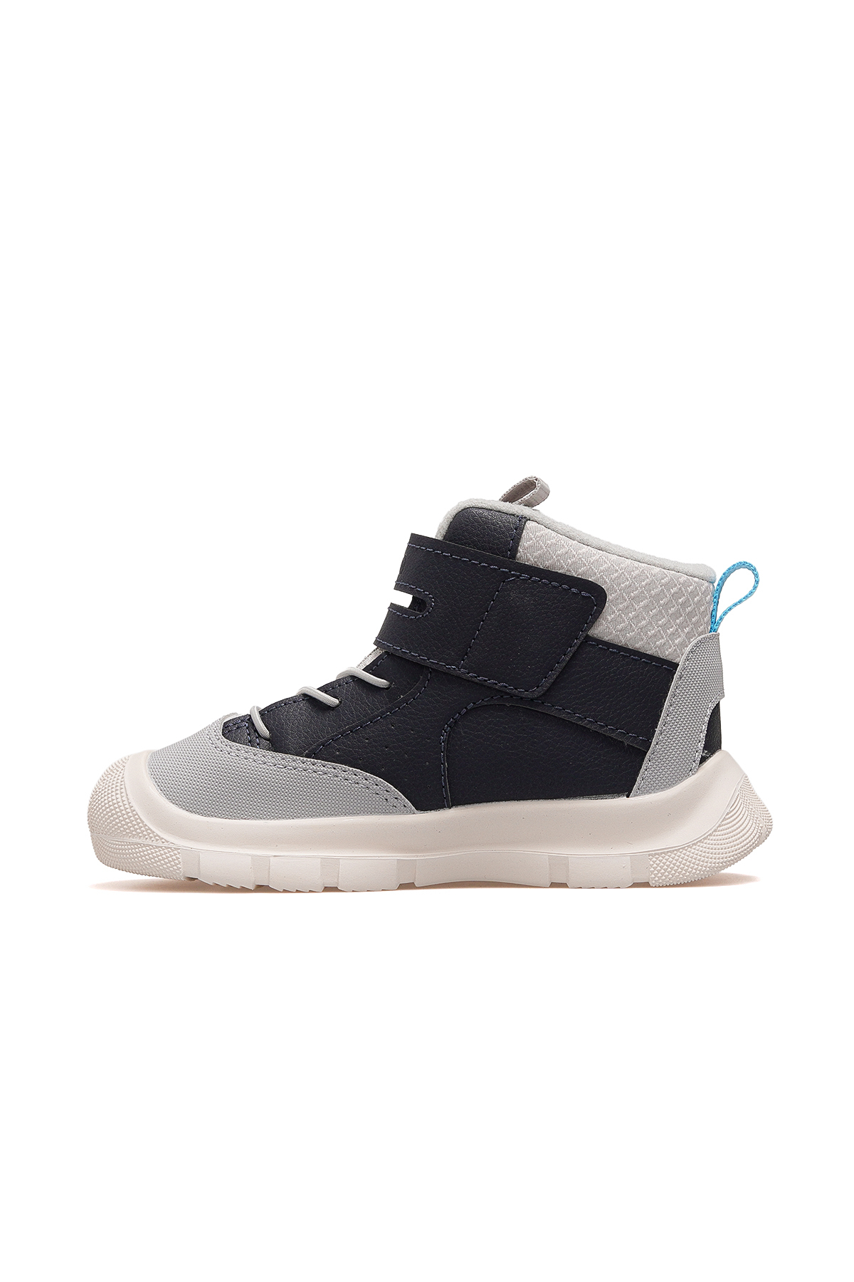 Yazı Unısex Çocuk Günlük Bot 25k 946.406 Pe Lacivert / Beden : 27 / Cinsiyet : Erkek