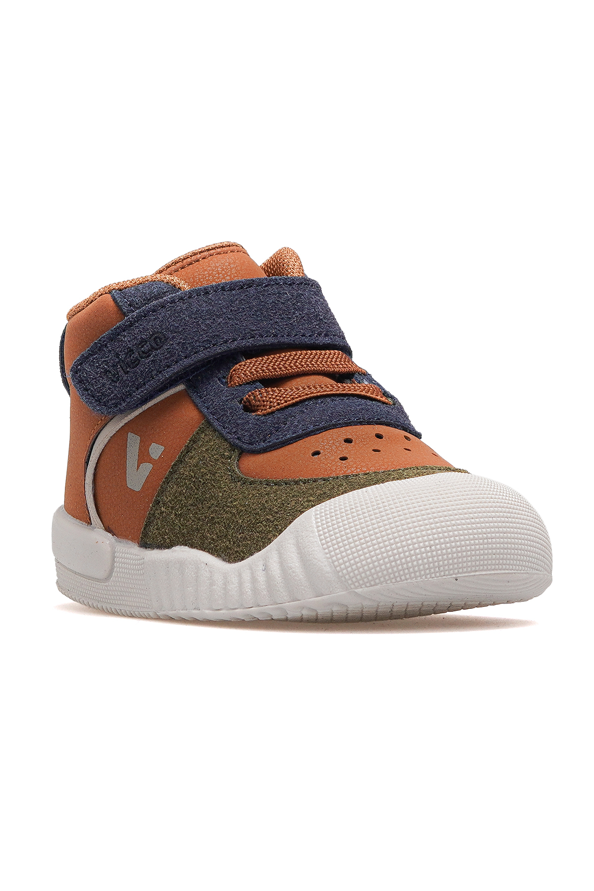 Soli Iı Erkek Çocuk Hafif Taban Günlük Bot 25k 946.402 Be Kahve / Beden : 24 / Cinsiyet : Erkek