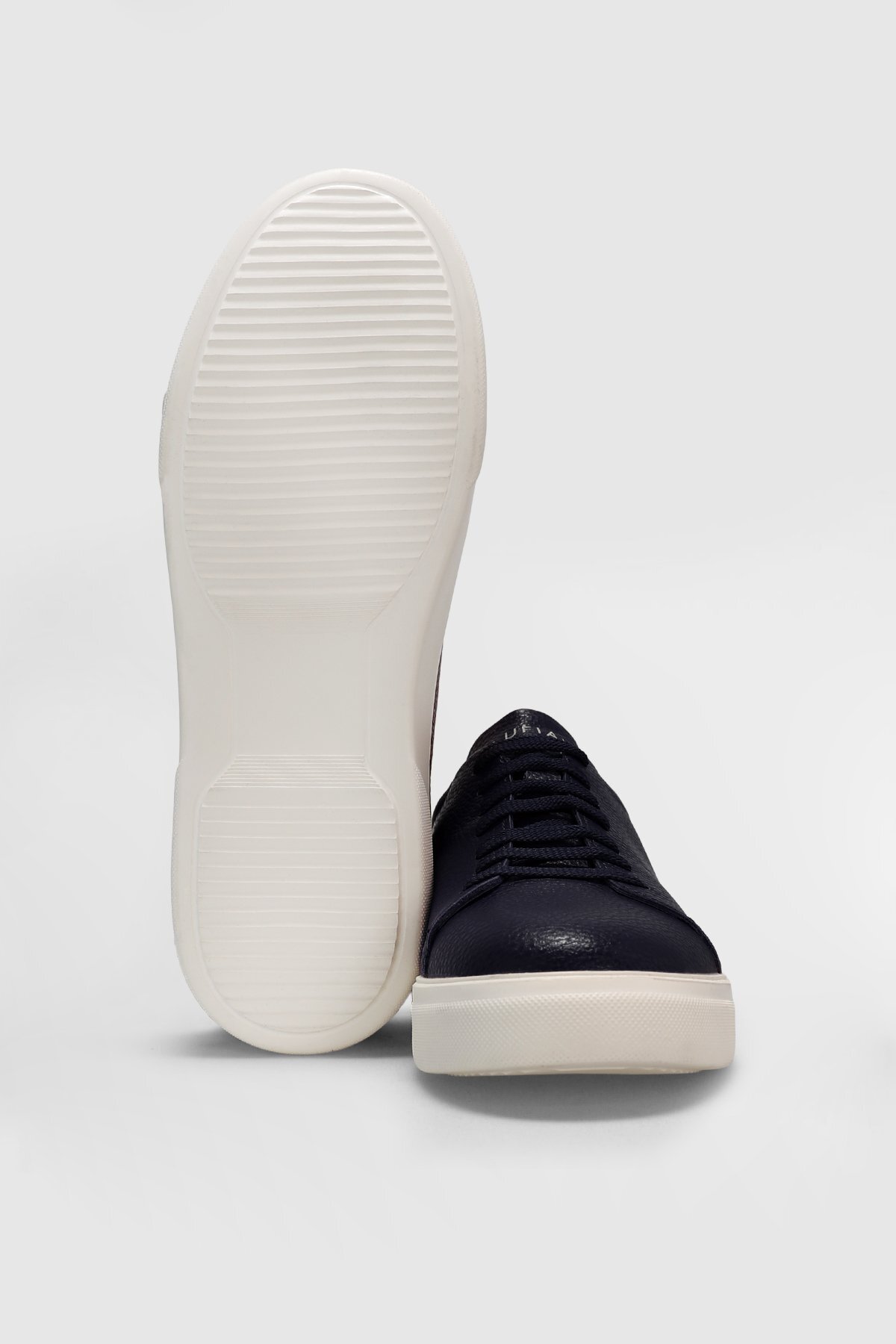 Tommy Erkek Deri Sneaker Ayakkabı SİYAH BEYAZ / Beden : 43 / Cinsiyet : Erkek