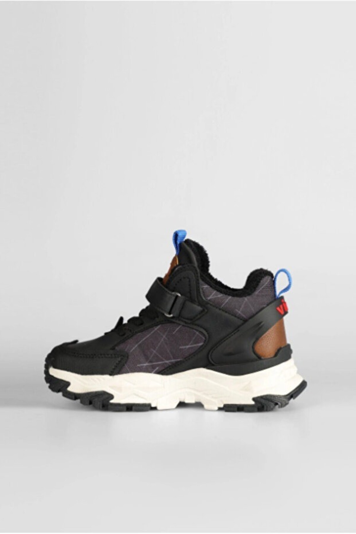 Tura Patik Bot Siyah / Beden : 30 / Cinsiyet : Erkek