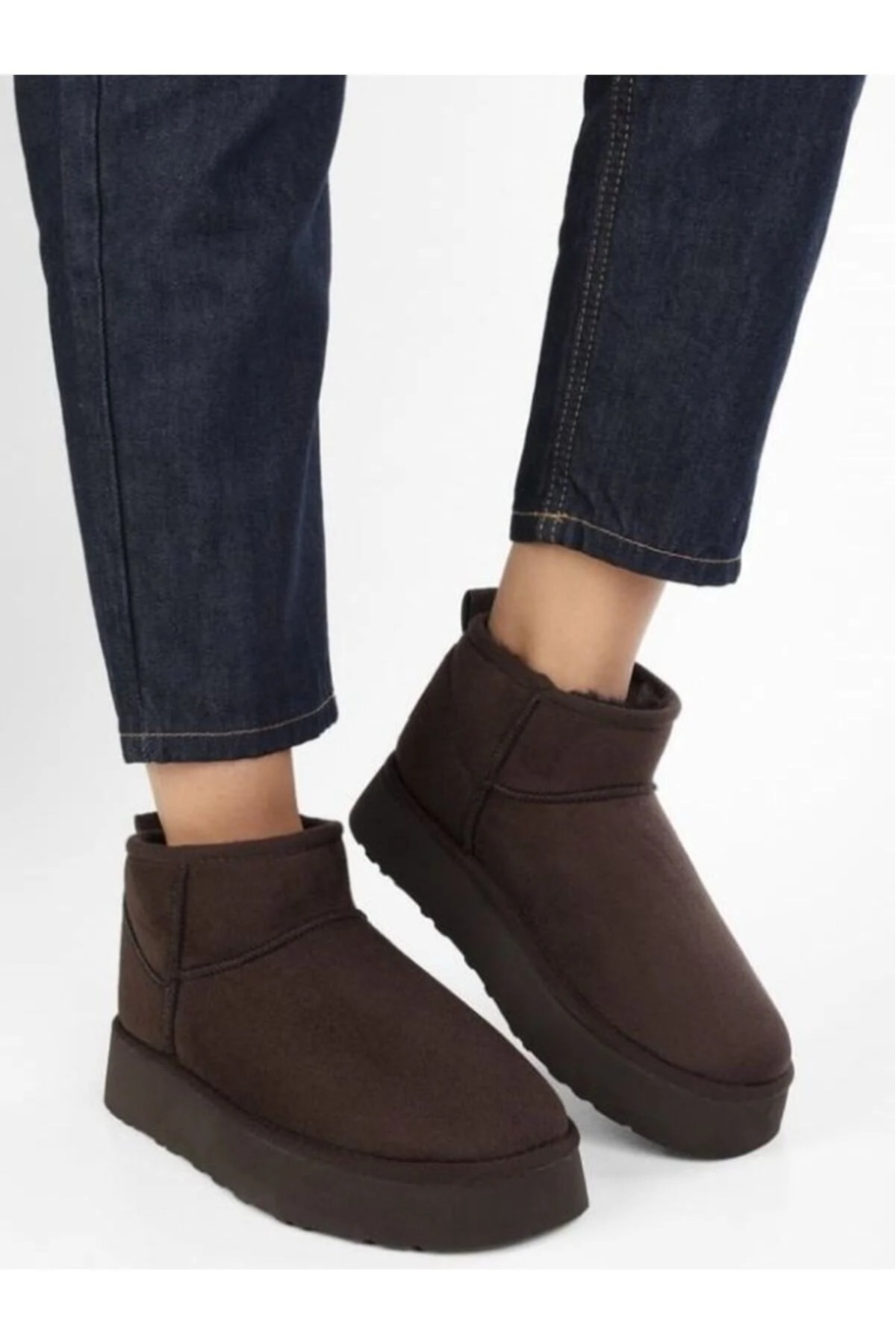 Bilekte Kısa Süet İçi Mini Kadın Kürklü Kalın Dolgu Kaymaz Tabanlı Uggy Bot / Beden : 38 / Cinsiyet : Kadın / Kız