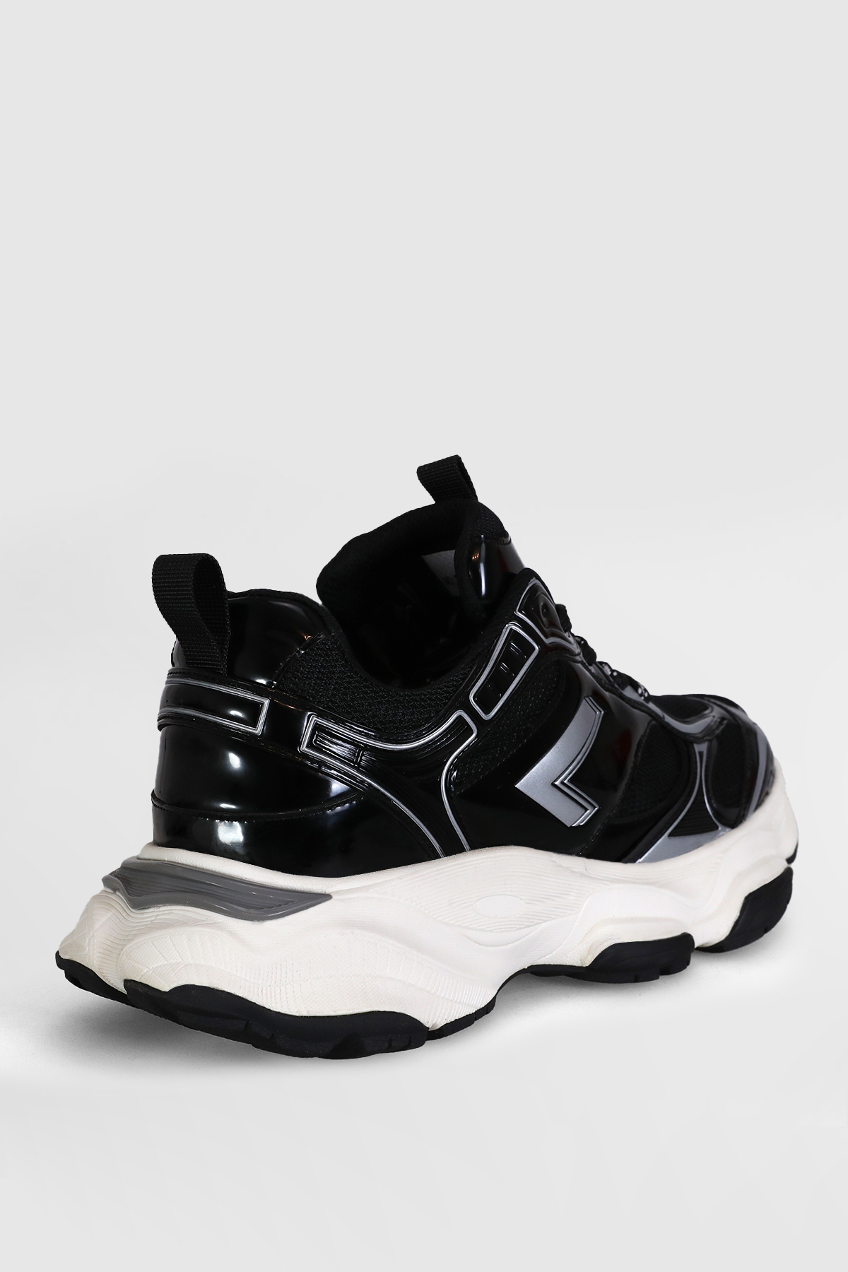 Jones Erkek Sneaker Ayakkabı Siyah / Beden : 41 / Cinsiyet : Erkek