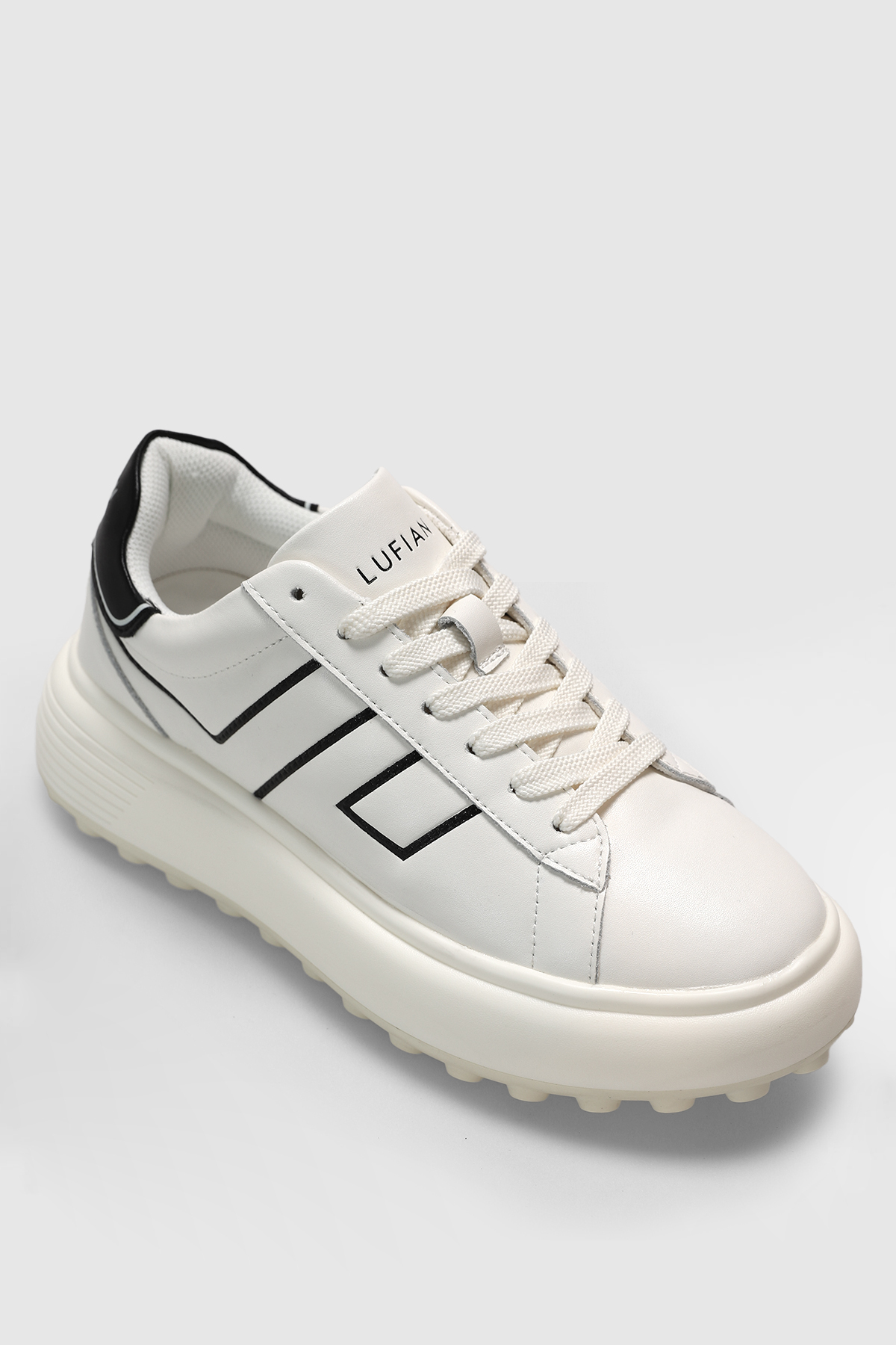 Julıa Kadın Sneaker Ayakkabı Beyaz / Beden : 39 / Cinsiyet : Kadın / Kız