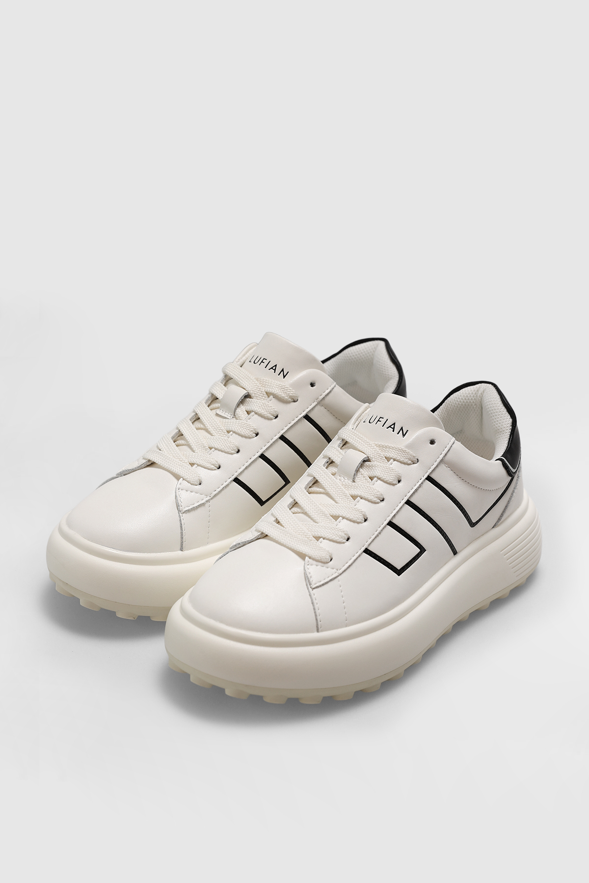 Julıa Kadın Sneaker Ayakkabı Beyaz / Beden : 39 / Cinsiyet : Kadın / Kız