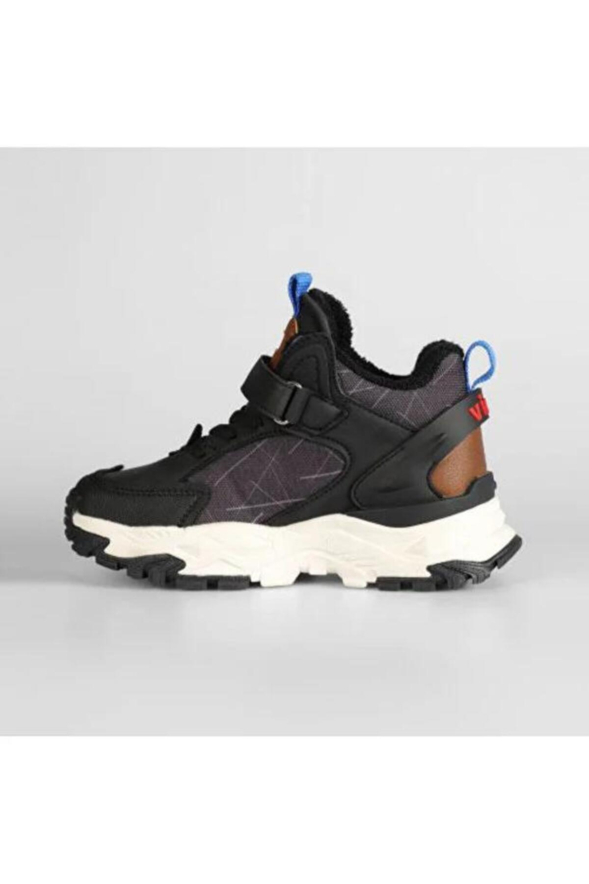 Tura Erkek Çocuk Bot 946.P25K.437 / Beden : 27 / Cinsiyet : Erkek