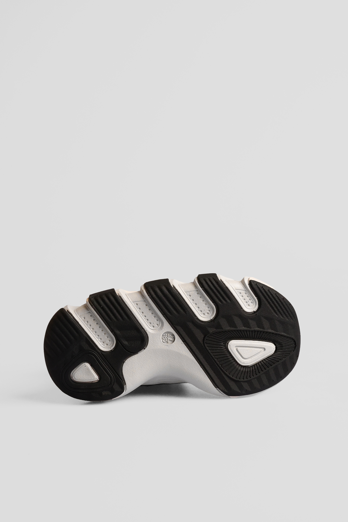 Fon Kürklü Erkek Çocuk Siyah Bot / Beden : 34 / Cinsiyet : Erkek