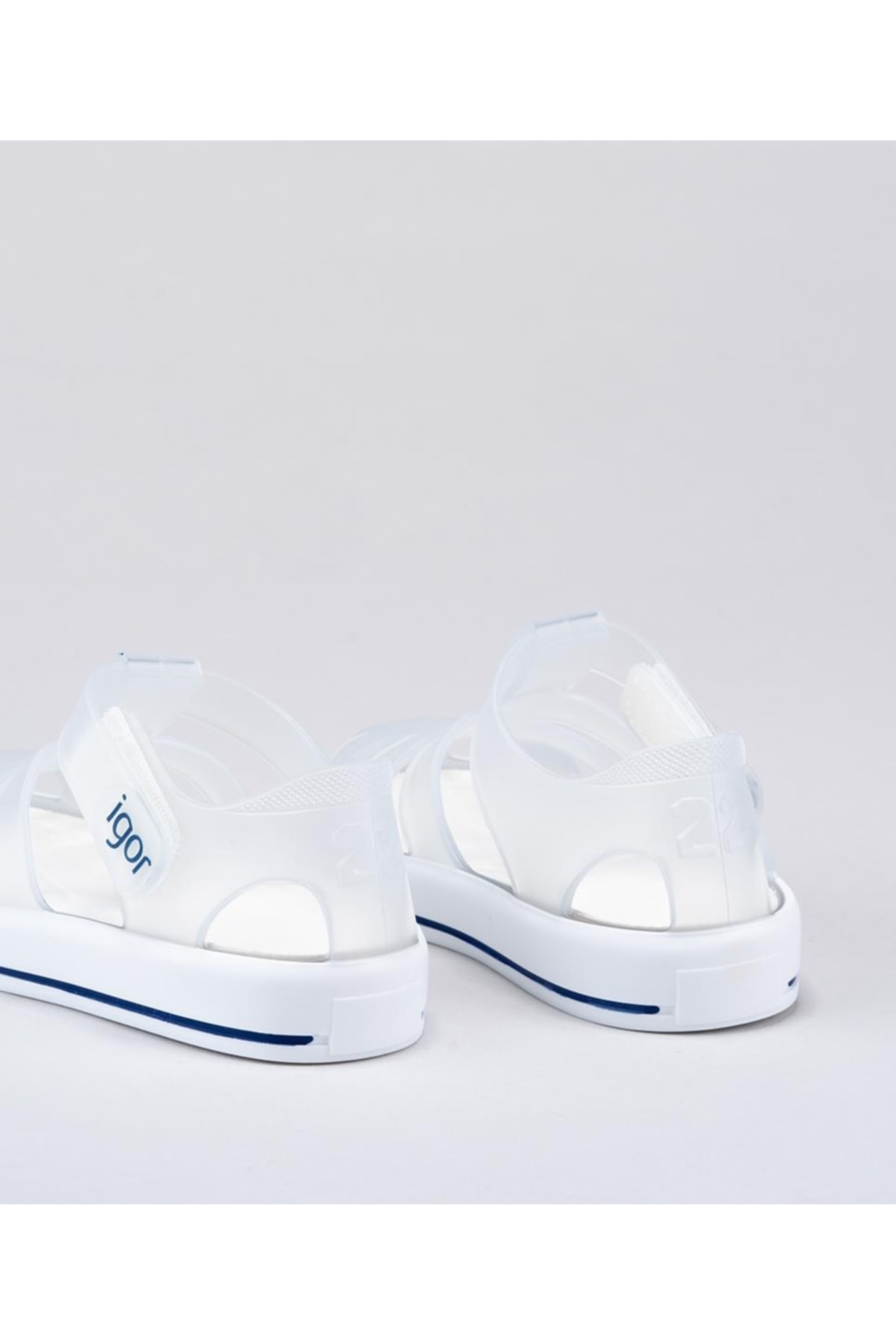 S10171 Star Beyaz Sandalet / Beden : 31 / Cinsiyet : Kadın / Kız