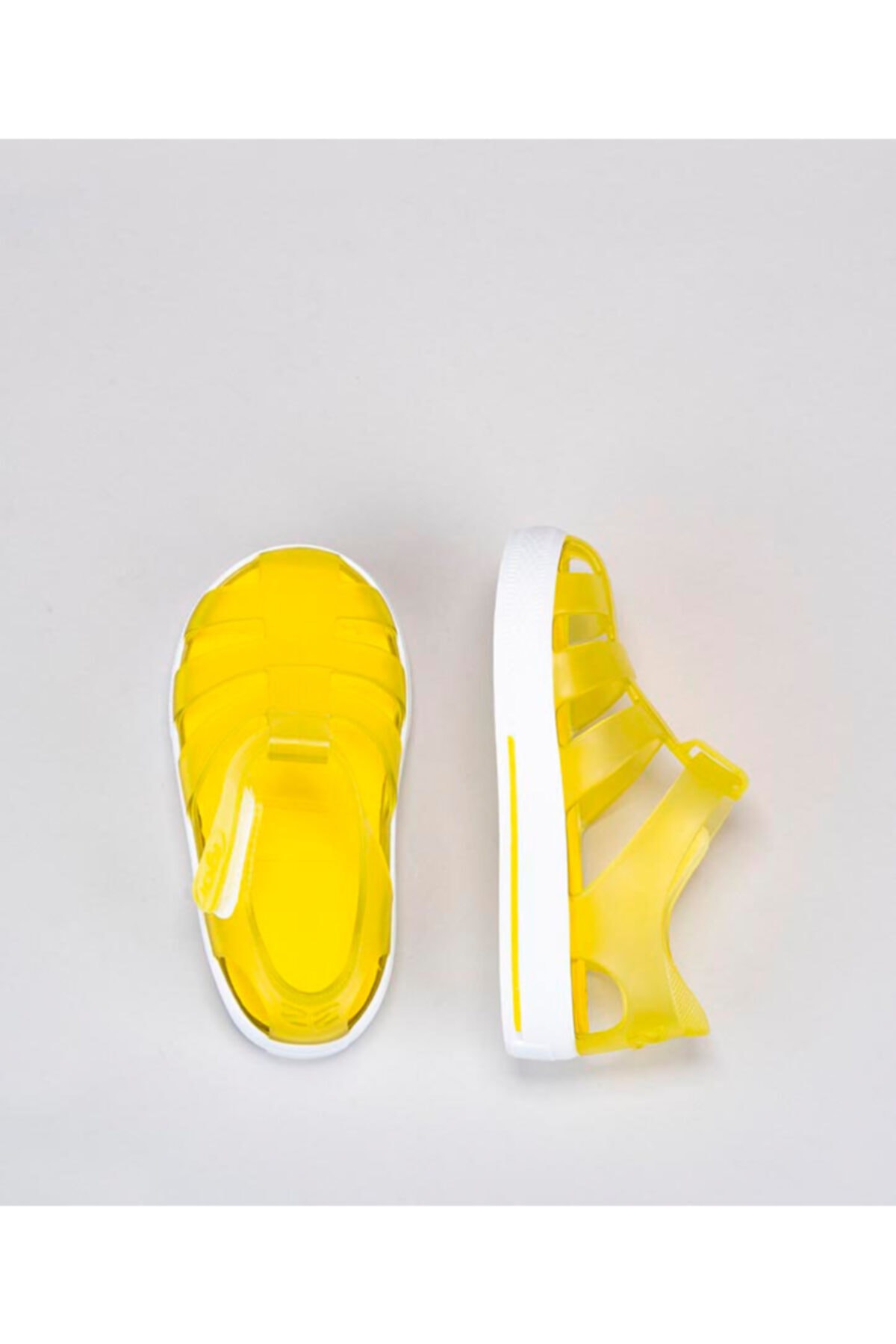 S10171 Star Çocuk Unısex Sandalet / Beden : 23 / Cinsiyet : Unisex