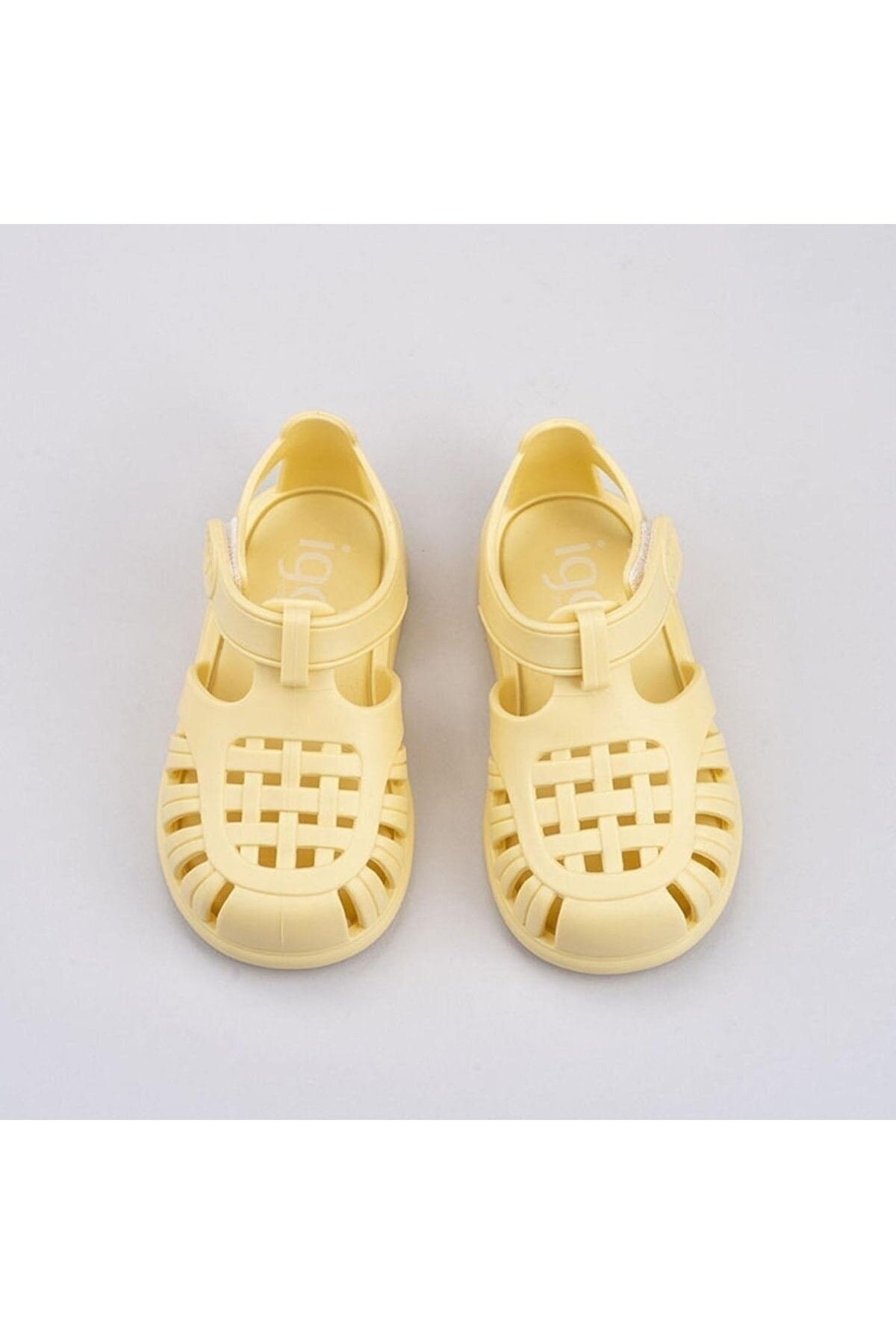 S10271 Tobby Solıd Çocuk Sandalet Vanilya / Beden : 24 / Cinsiyet : Unisex