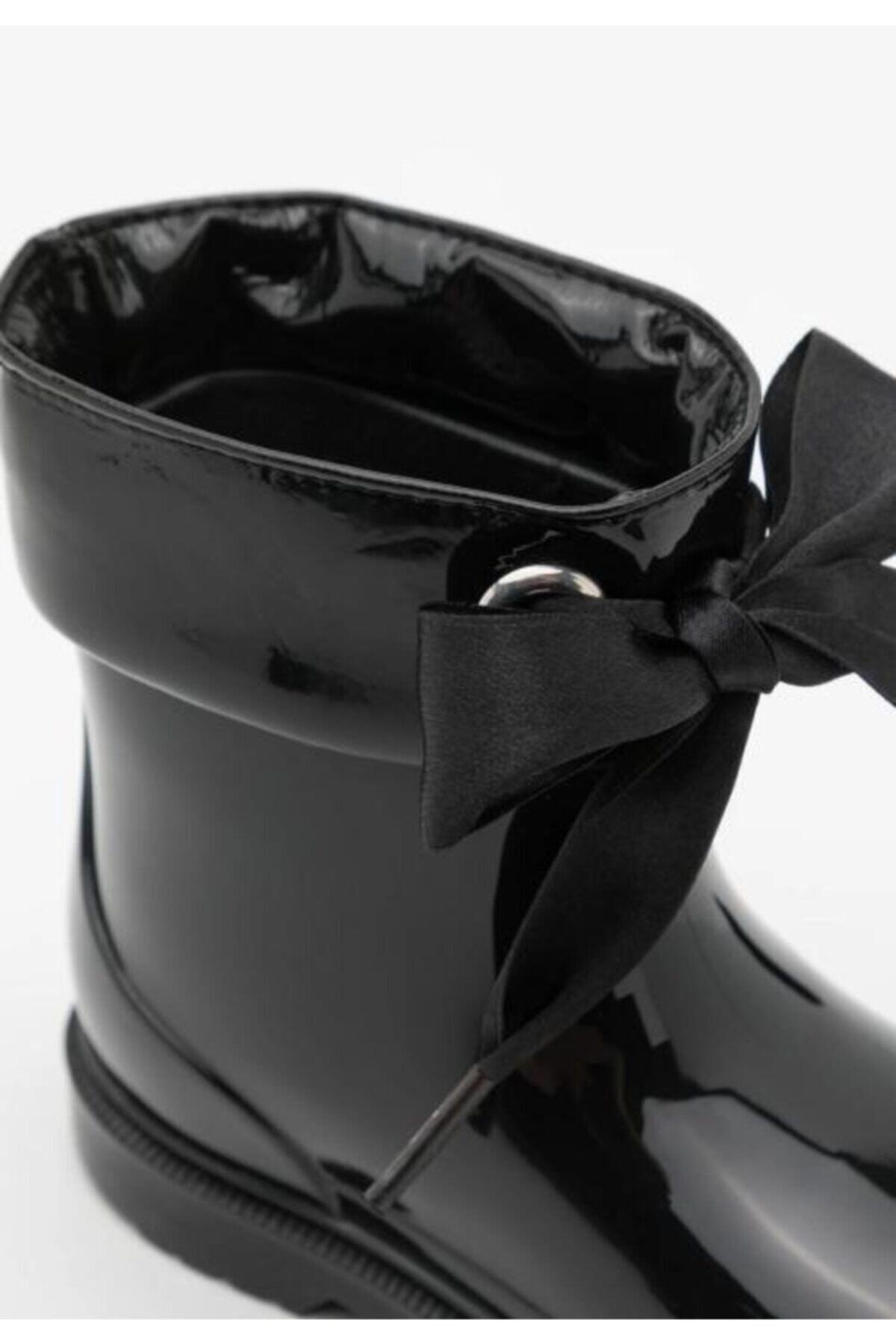 W10238 Bimbi Lazo Kız Çocuk Siyah Yağmur Çizmesi / Beden : 20 / Cinsiyet : Unisex