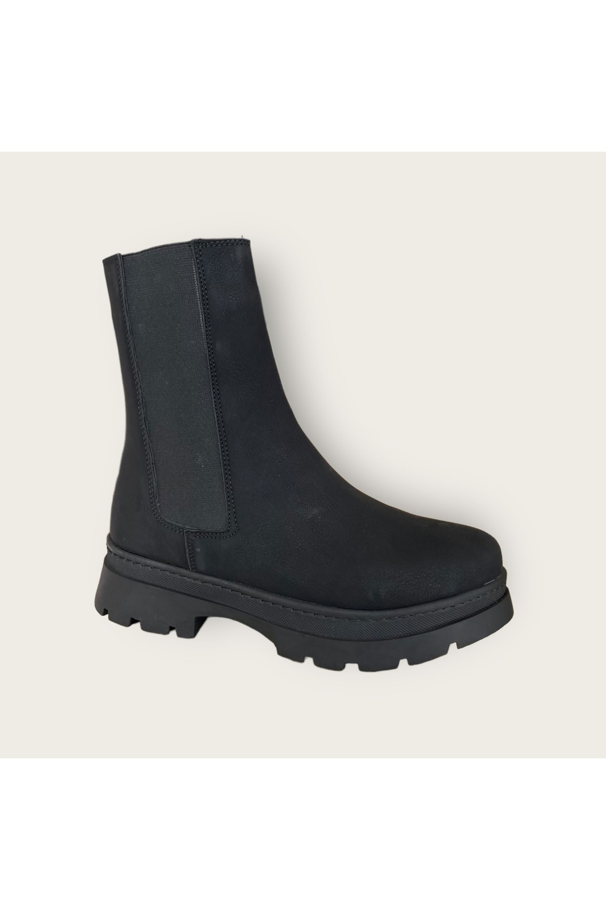 Beyaz Shoes Uzun Yandan Lastiklik Termo Kalın Taban Tarz/şık Günlük Bot / Beden : 40 / Cinsiyet : Kadın / Kız