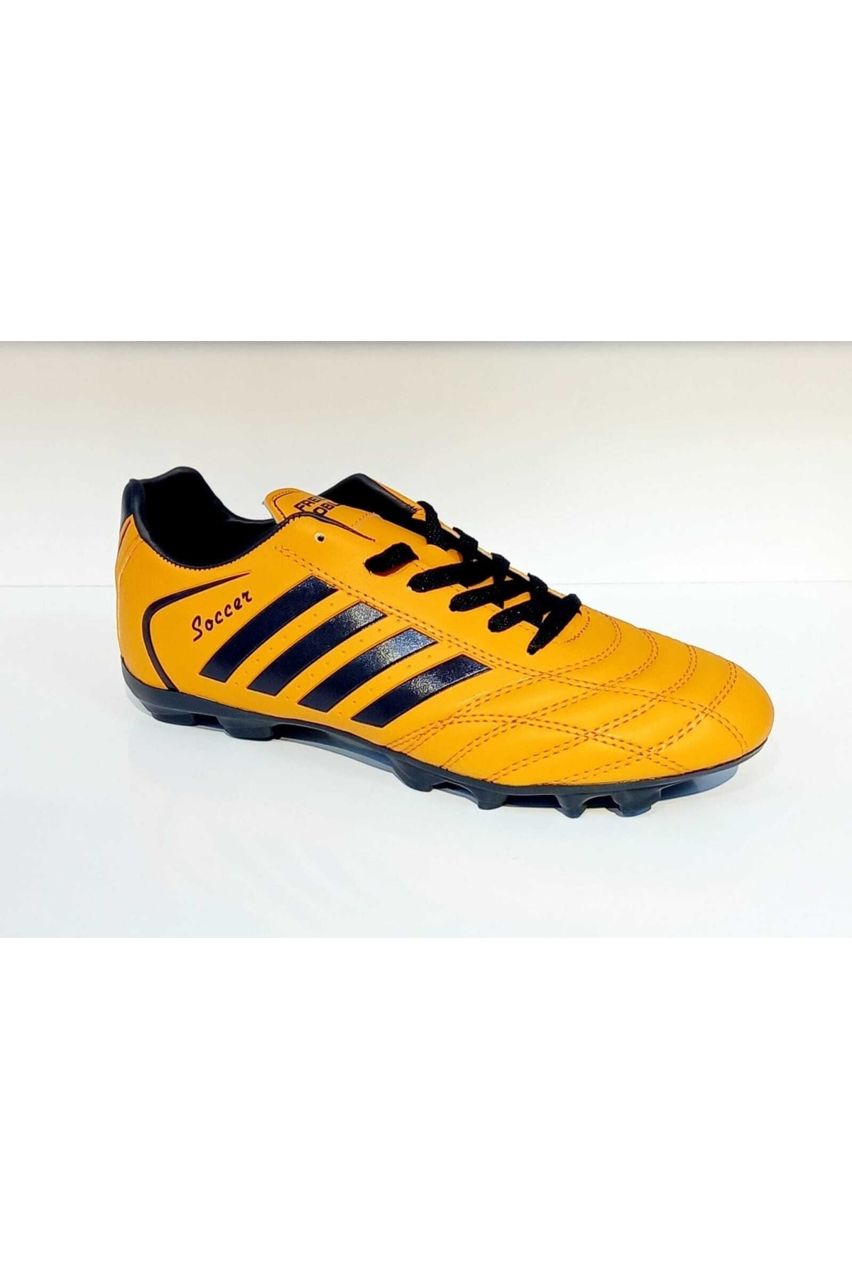 Shoes Krampon Futbol Spor Ayakkabısı / Beden : 41 / Cinsiyet : Erkek