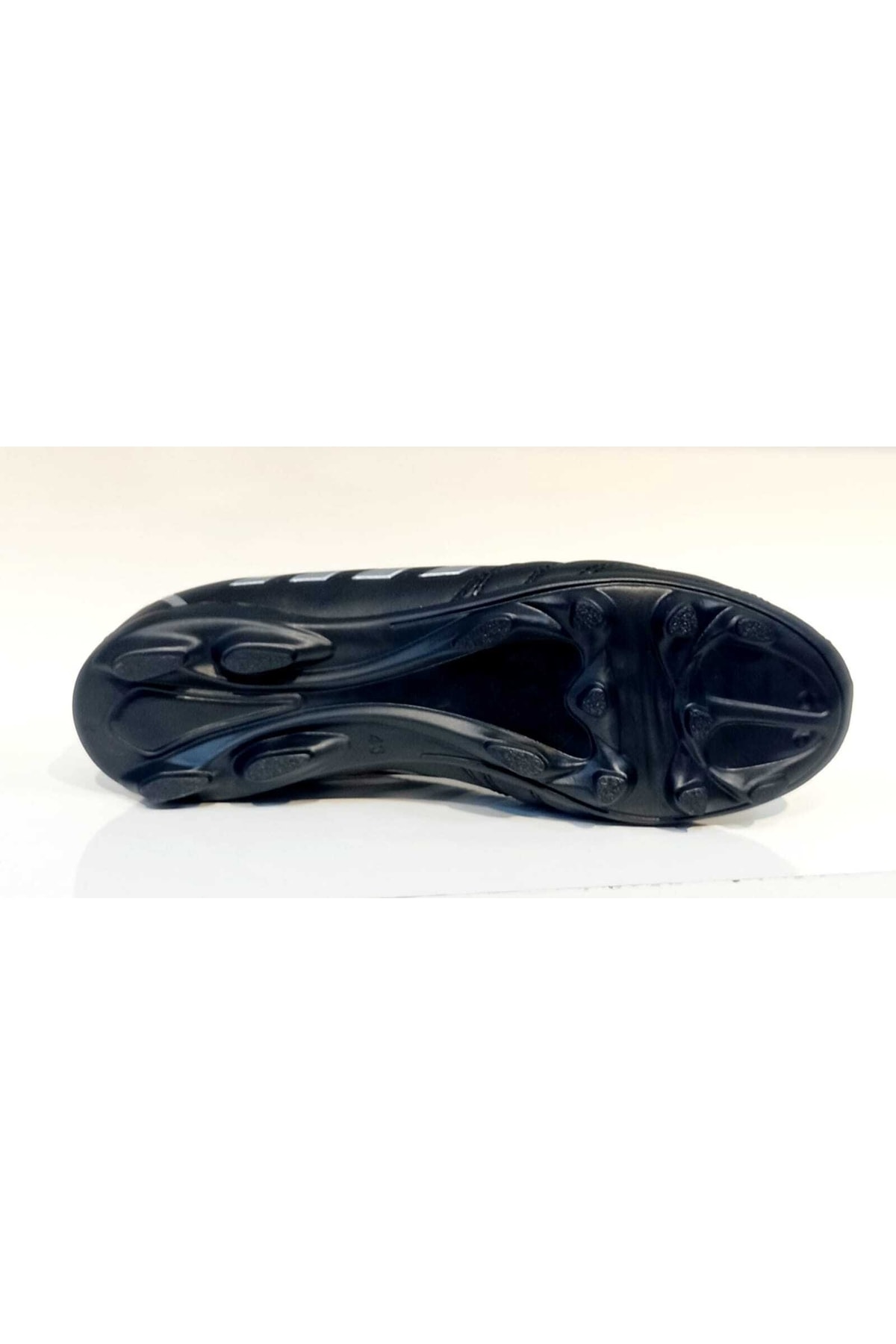 Shoes Krampon Futbol Spor Ayakkabısı / Beden : 40 / Cinsiyet : Erkek